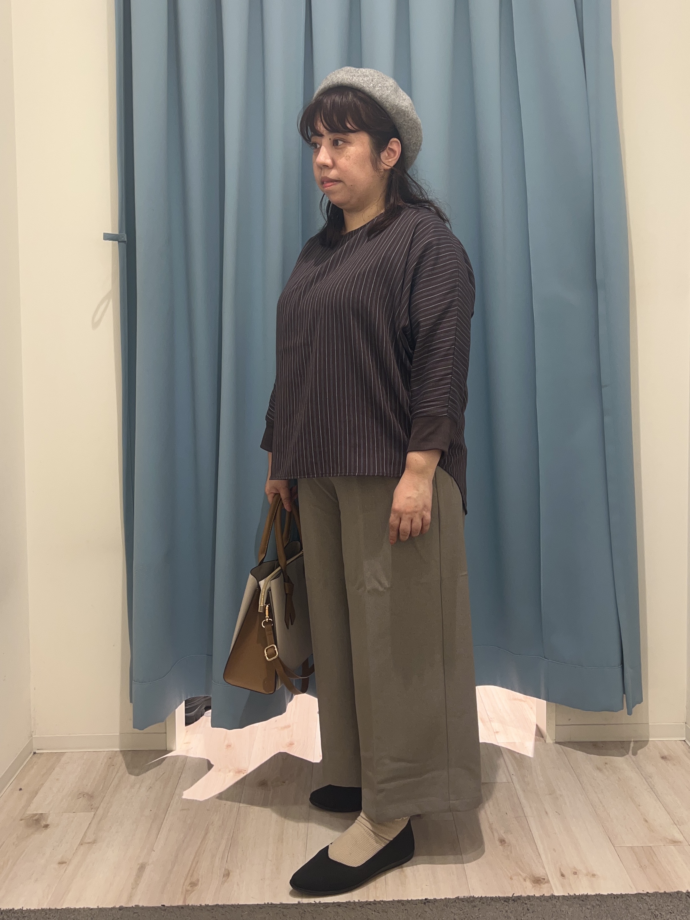 くーさんの「SHOO･LA･RUE｜【着丈選べる/洗濯後しわになりにくい】インせず着られる ドルマンブラウス」を使ったコーディネート