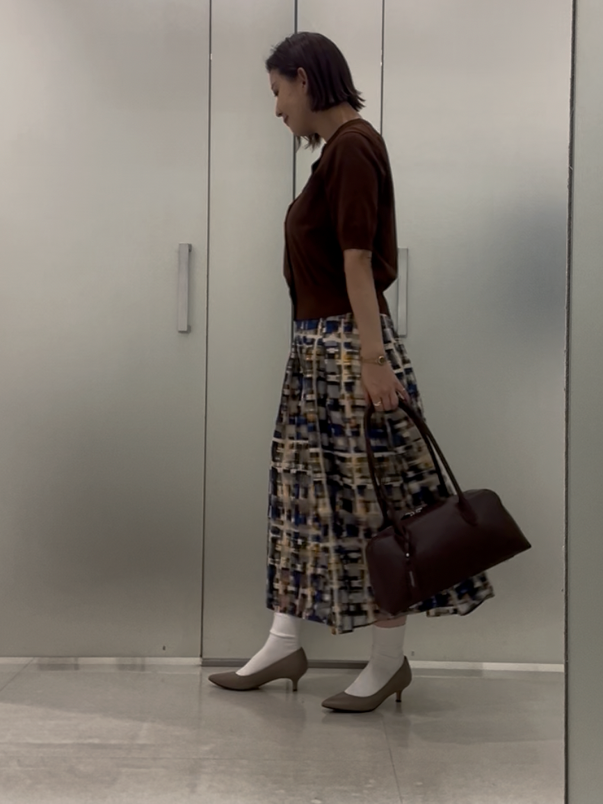 まどかさんの「UNTITLED｜【秋映え/シアー】カラーチェックフレアスカート」を使ったコーディネート