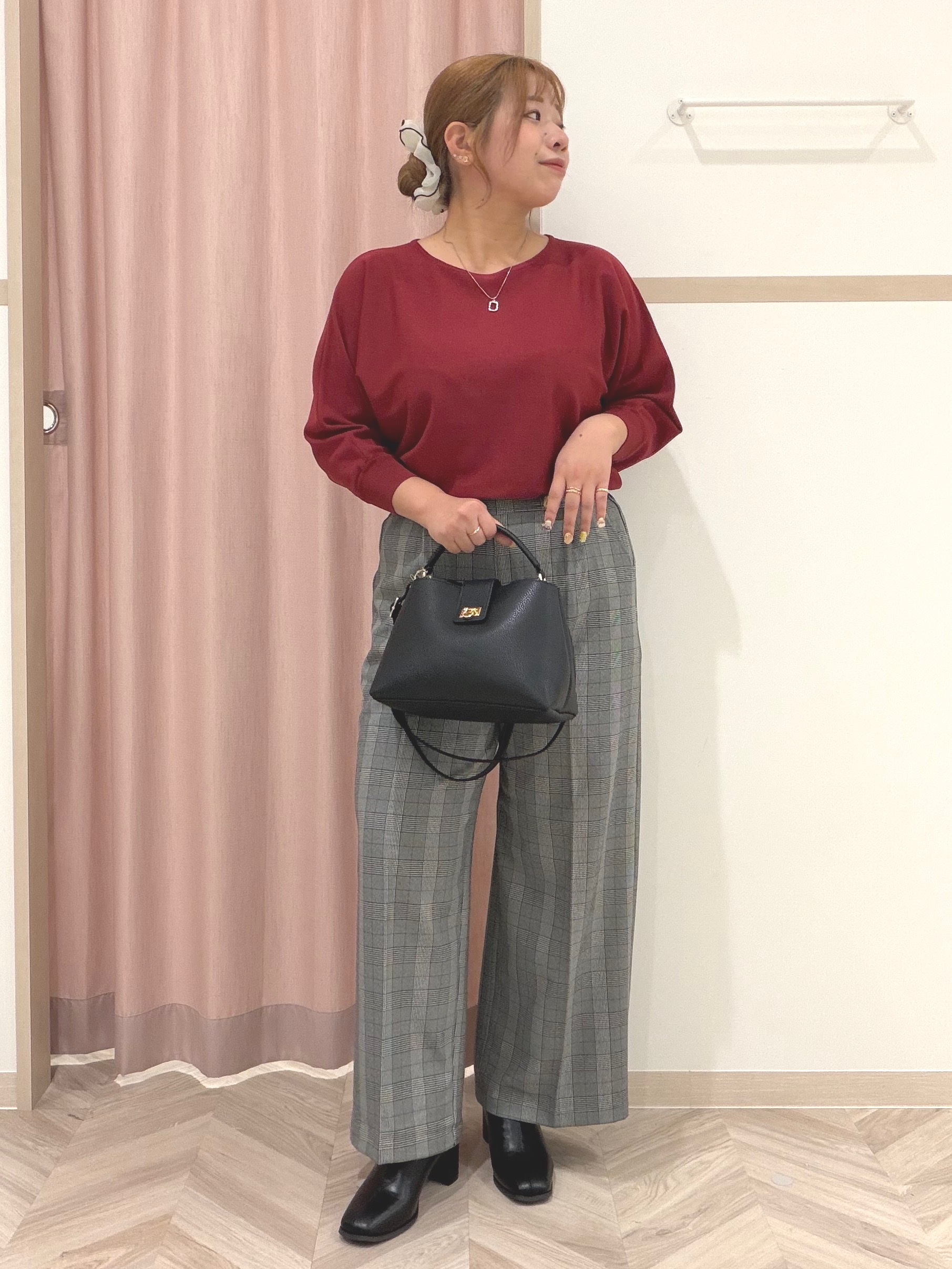 まちゃんなちゃんさんの「SHOO･LA･RUE｜【洗濯機可】軽やかさらタッチ インせず着られる すっきり見えドルマンニット」を使ったコーディネート