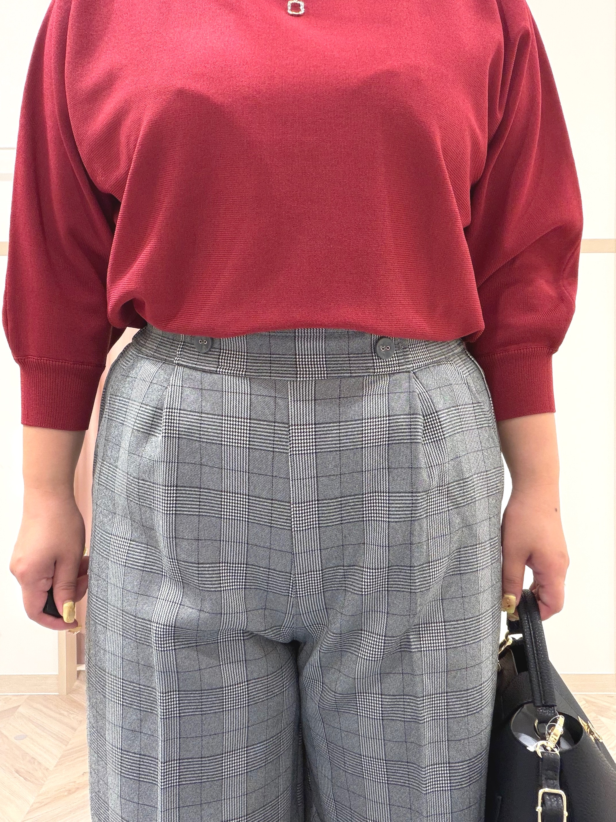 まちゃんなちゃんさんの「SHOO･LA･RUE｜【洗濯機可】軽やかさらタッチ インせず着られる すっきり見えドルマンニット」を使ったコーディネート