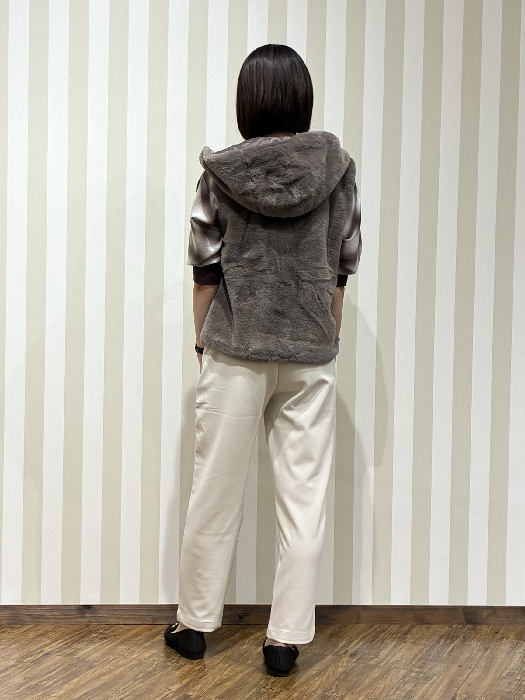 SAOさんの「SHOO･LA･RUE｜【洗濯機可/撥水/マルチWAY】ファーライナー付き 毎日欲張りマンパ」を使ったコーディネート
