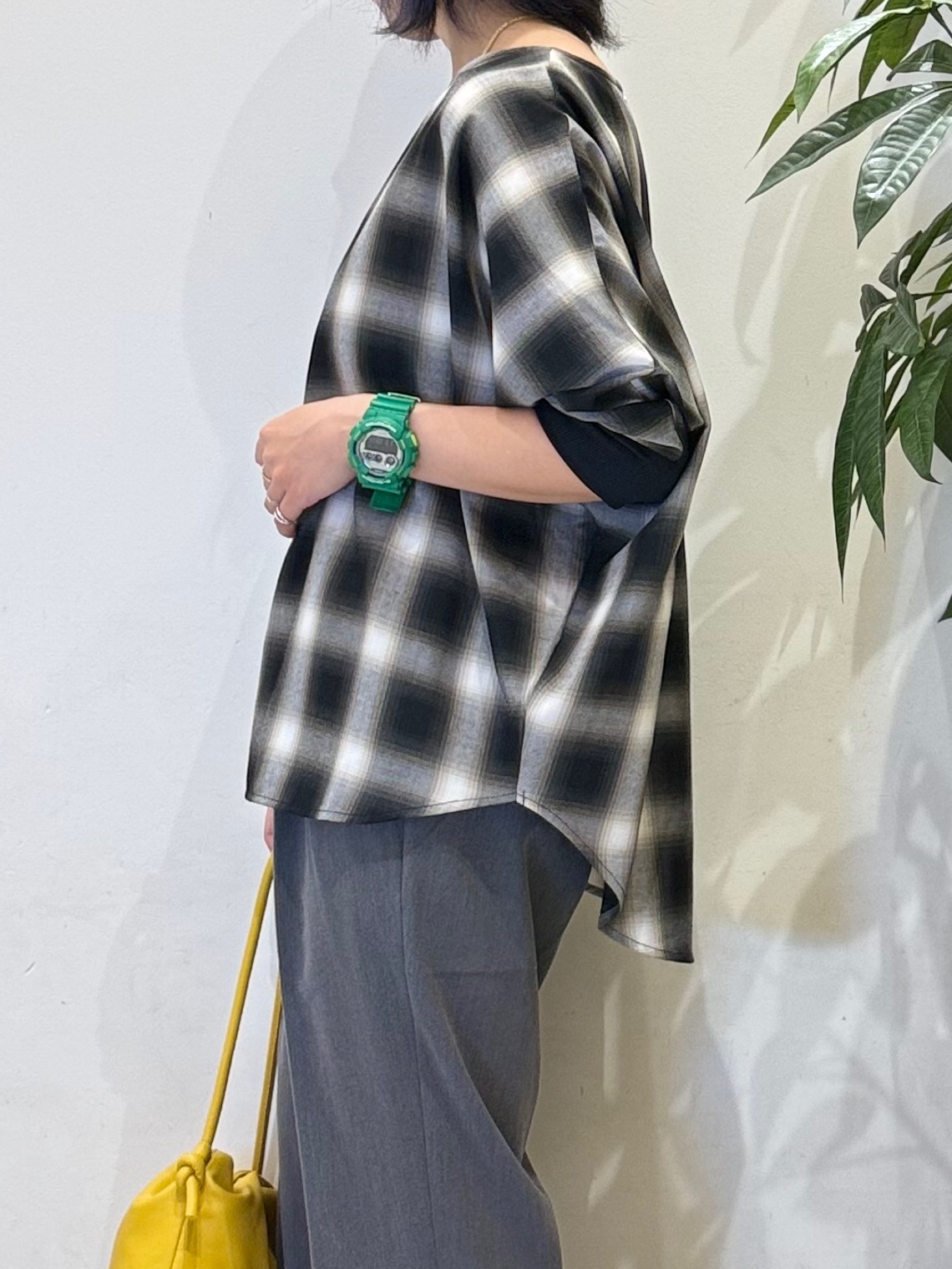 misakiさんの「SHOO･LA･RUE｜【着丈選べる/洗濯後しわになりにくい】インせず着られる ドルマンブラウス」を使ったコーディネート