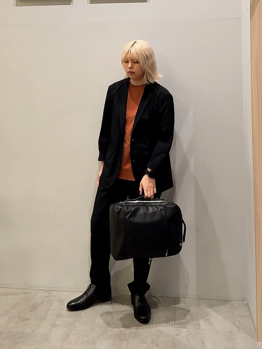 ユウナさんの「TAKEO KIKUCHI｜【汗染み軽減/接触冷感】フェイクレイヤード ワンポイント刺繍Ｔシャツ」を使ったコーディネート