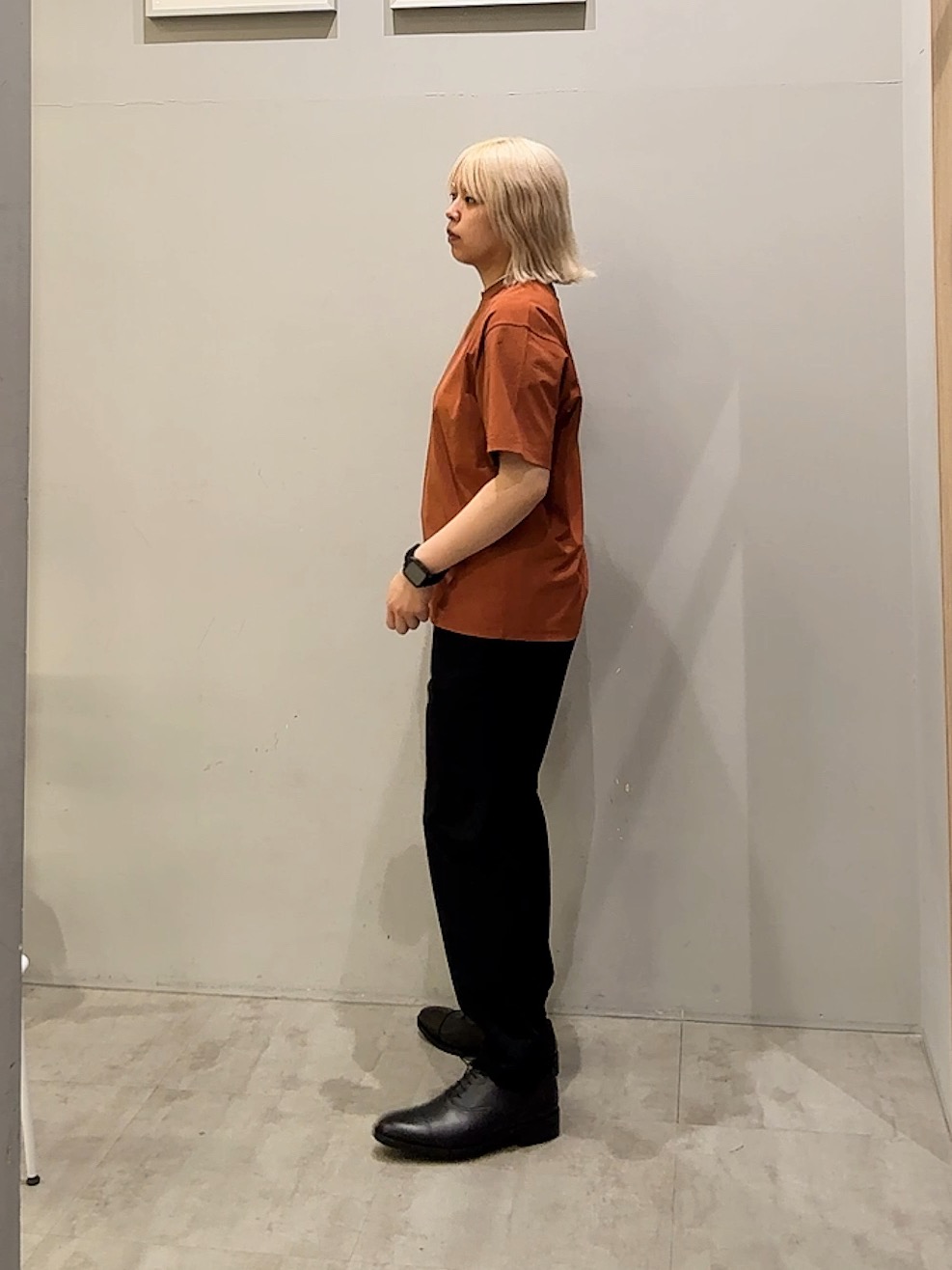 ユウナさんの「TAKEO KIKUCHI｜【汗染み軽減/接触冷感】フェイクレイヤード ワンポイント刺繍Ｔシャツ」を使ったコーディネート