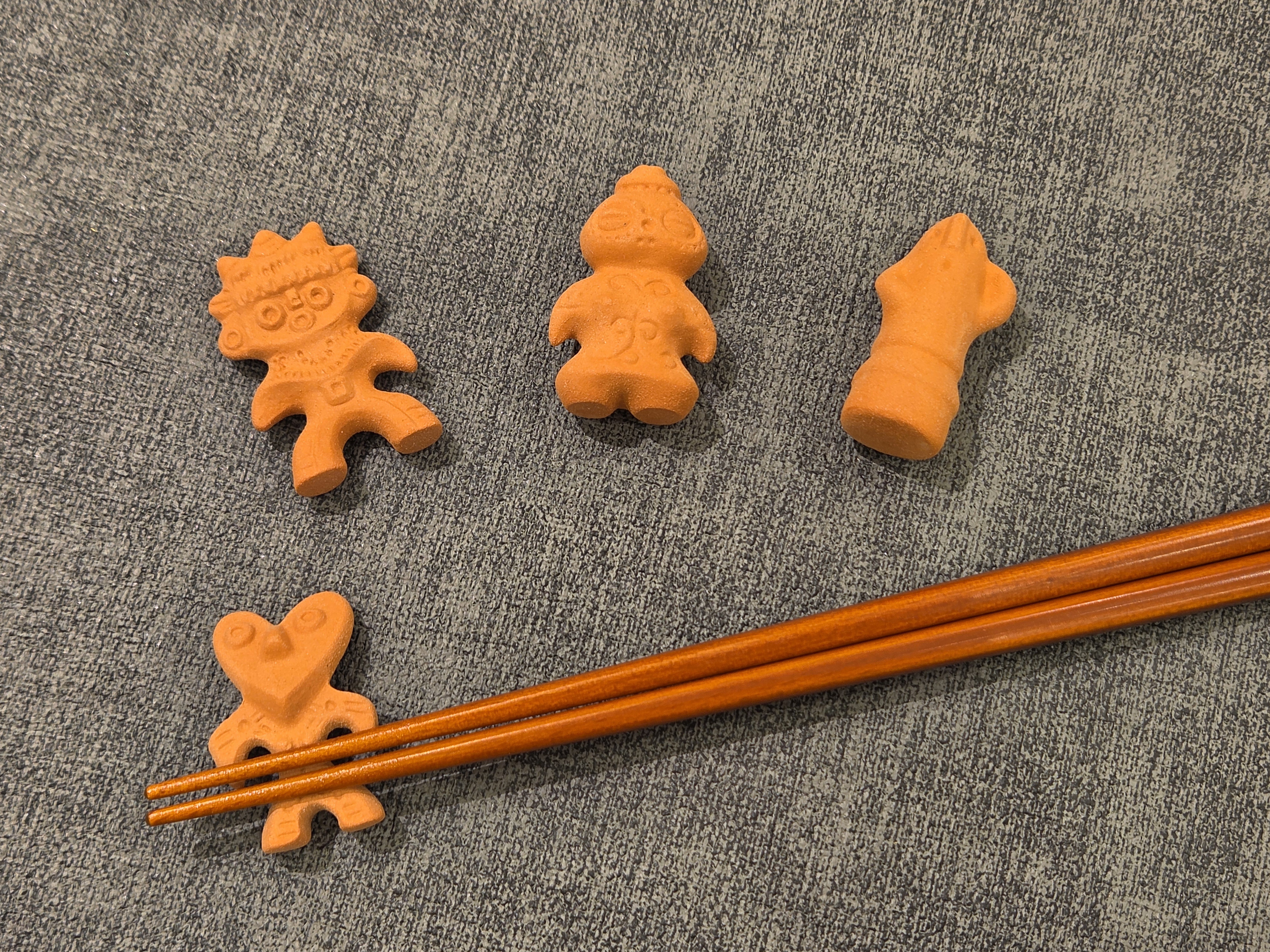 しづさんの「212 KITCHEN STORE｜イホシロ窯 箸置き はにわ」を使ったコーディネート