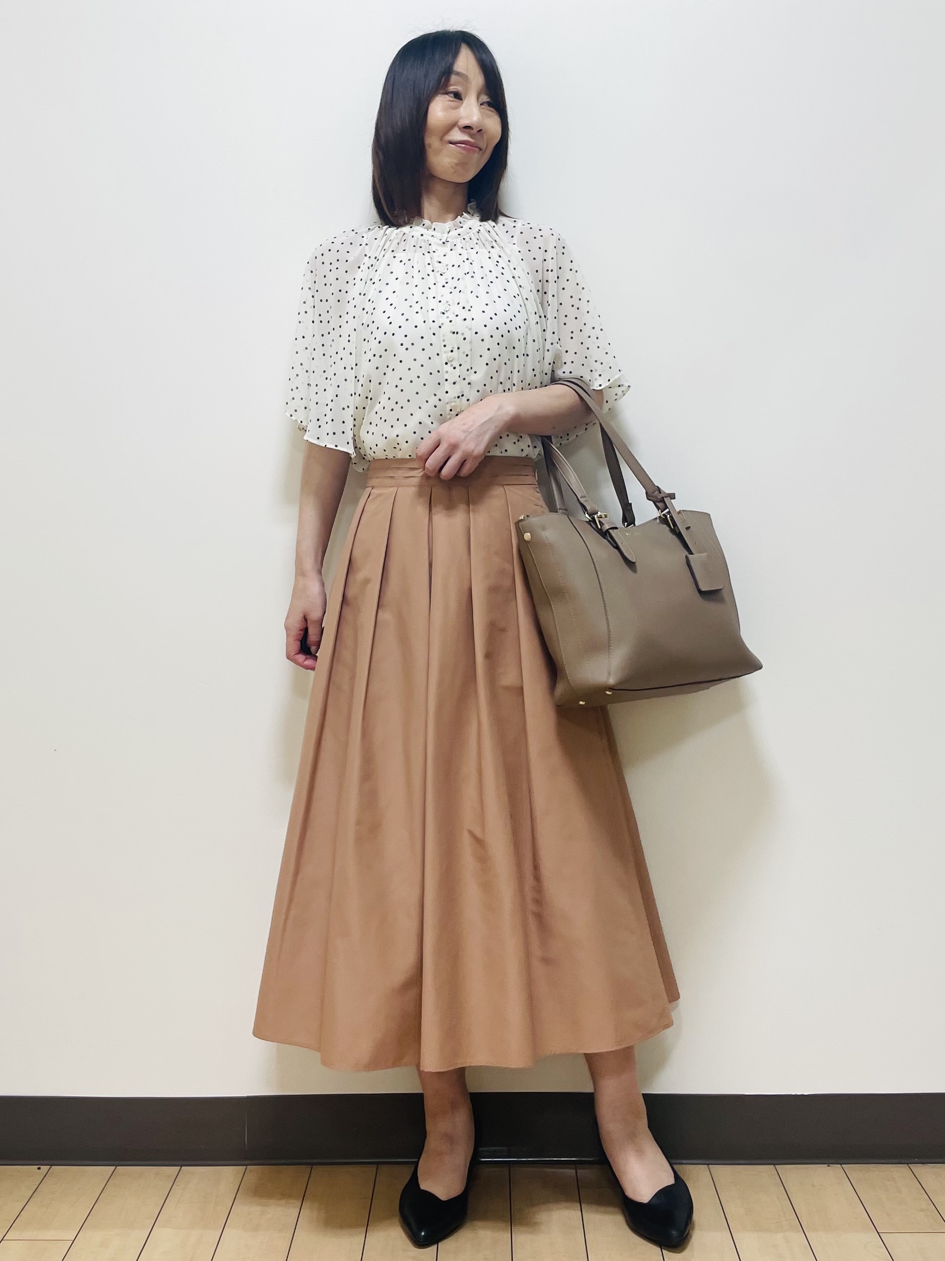 Riiさんの「Reflect｜【セットアップ／手洗い可】ドット柄シアーブラウス」を使ったコーディネート