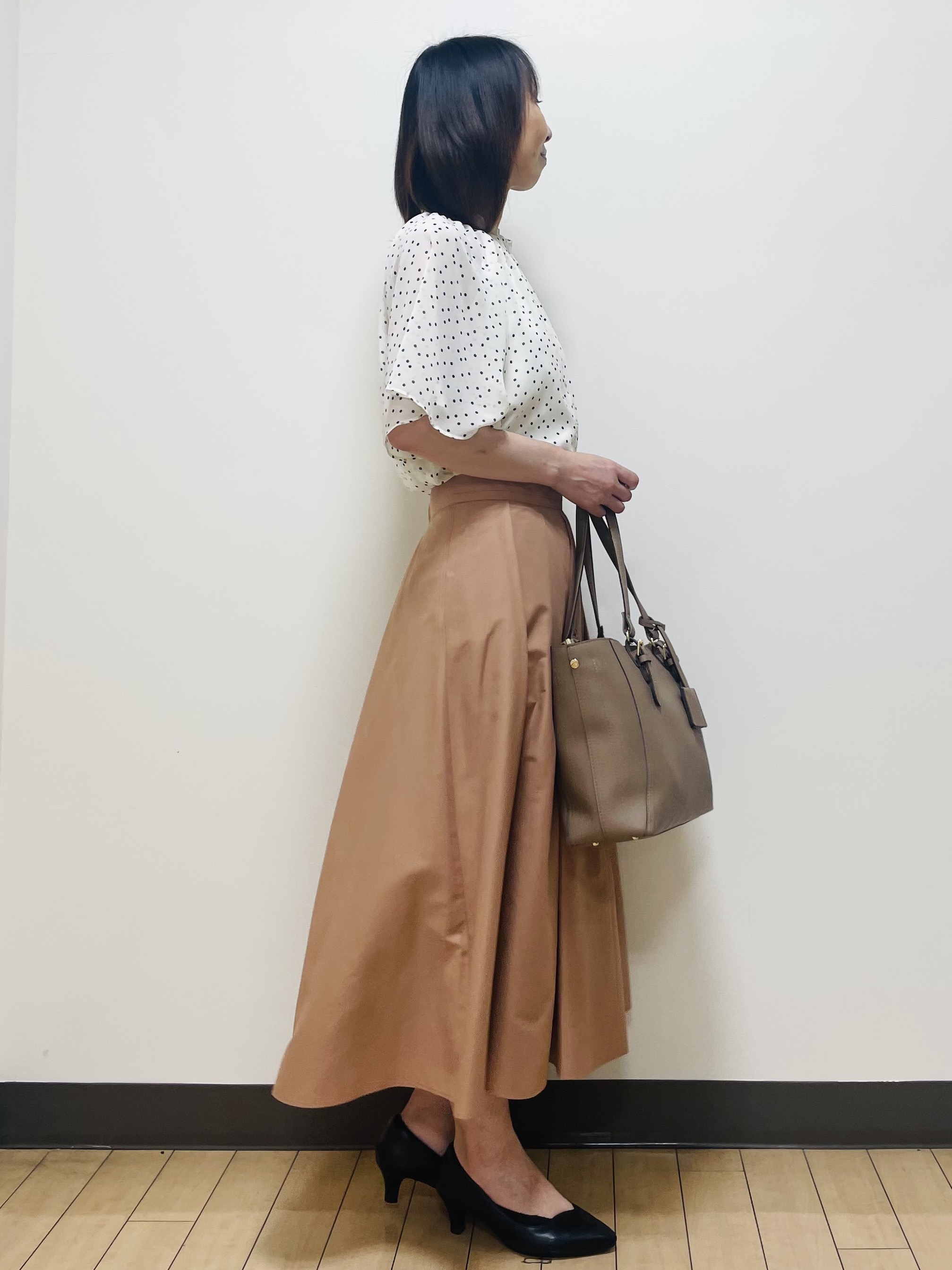 Riiさんの「Reflect｜【セットアップ／手洗い可】ドット柄シアーブラウス」を使ったコーディネート