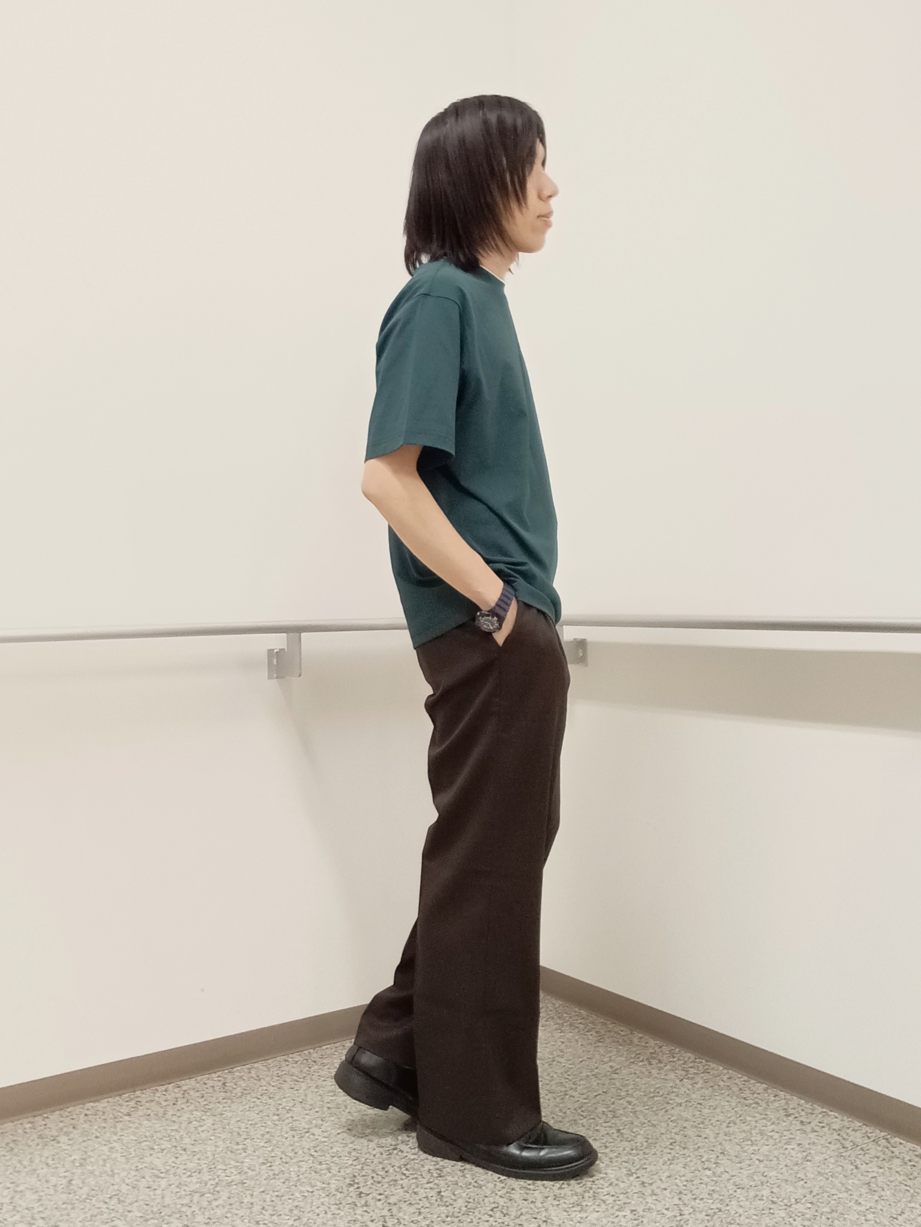 moritaさんの「TAKEO KIKUCHI｜【BOWLER HAT LABEL】日本製クルーネックカーディガン」を使ったコーディネート
