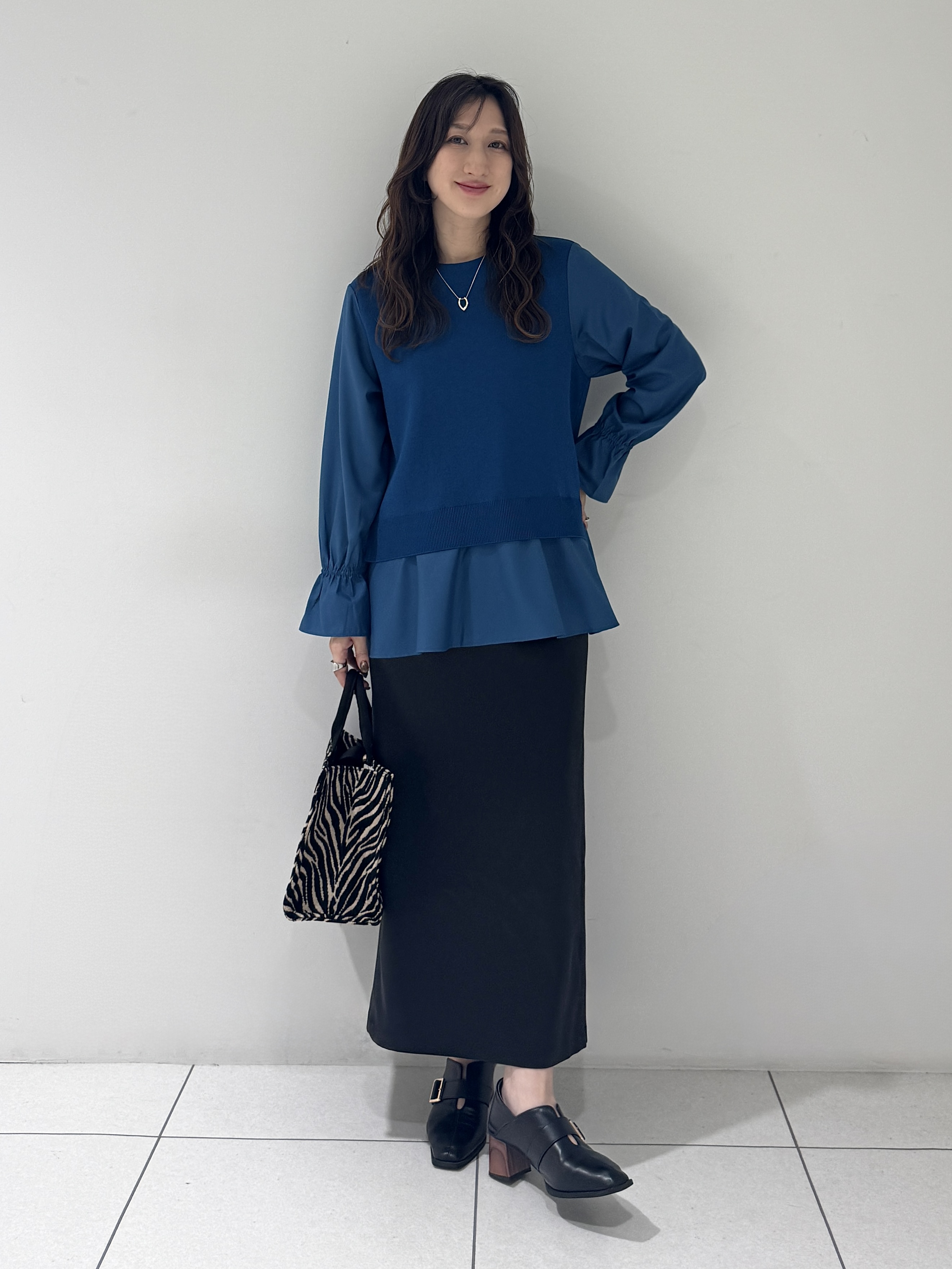 そんさんの「INDIVI｜【洗える／1枚でコーデ完成】重ね着風ニットトップス」を使ったコーディネート
