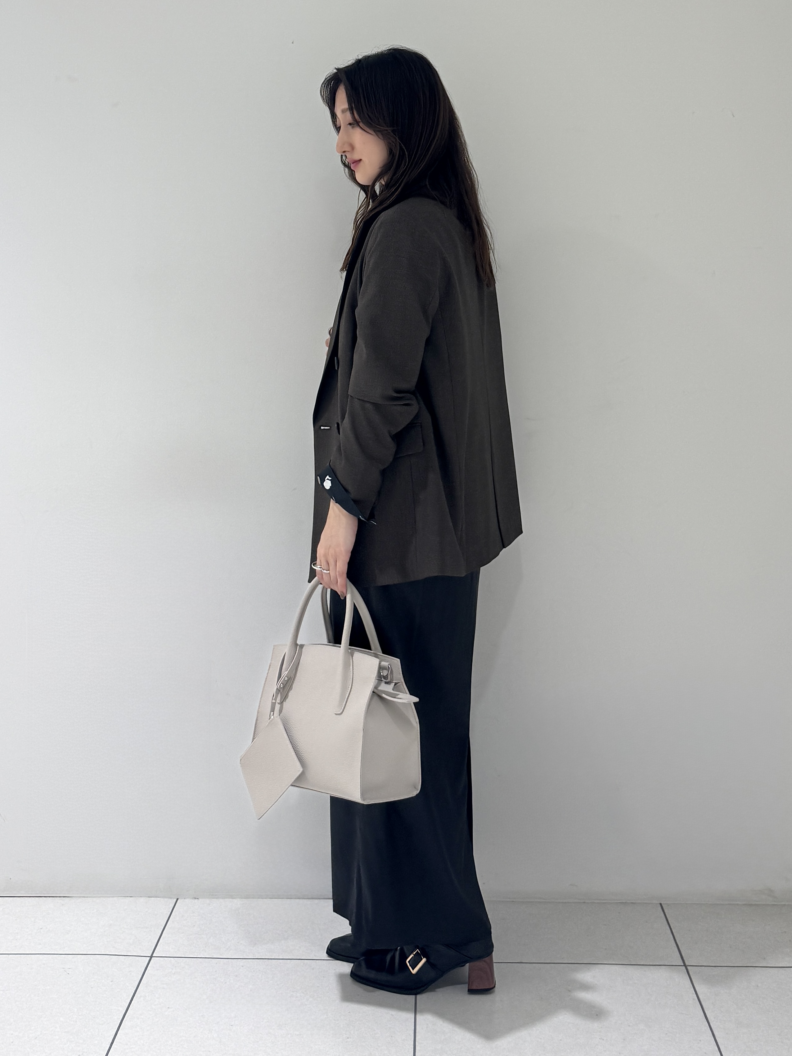 そんさんの「INDIVI｜【洗濯機OK／ストレッチ◎】秋はじめのダブルジャケット」を使ったコーディネート