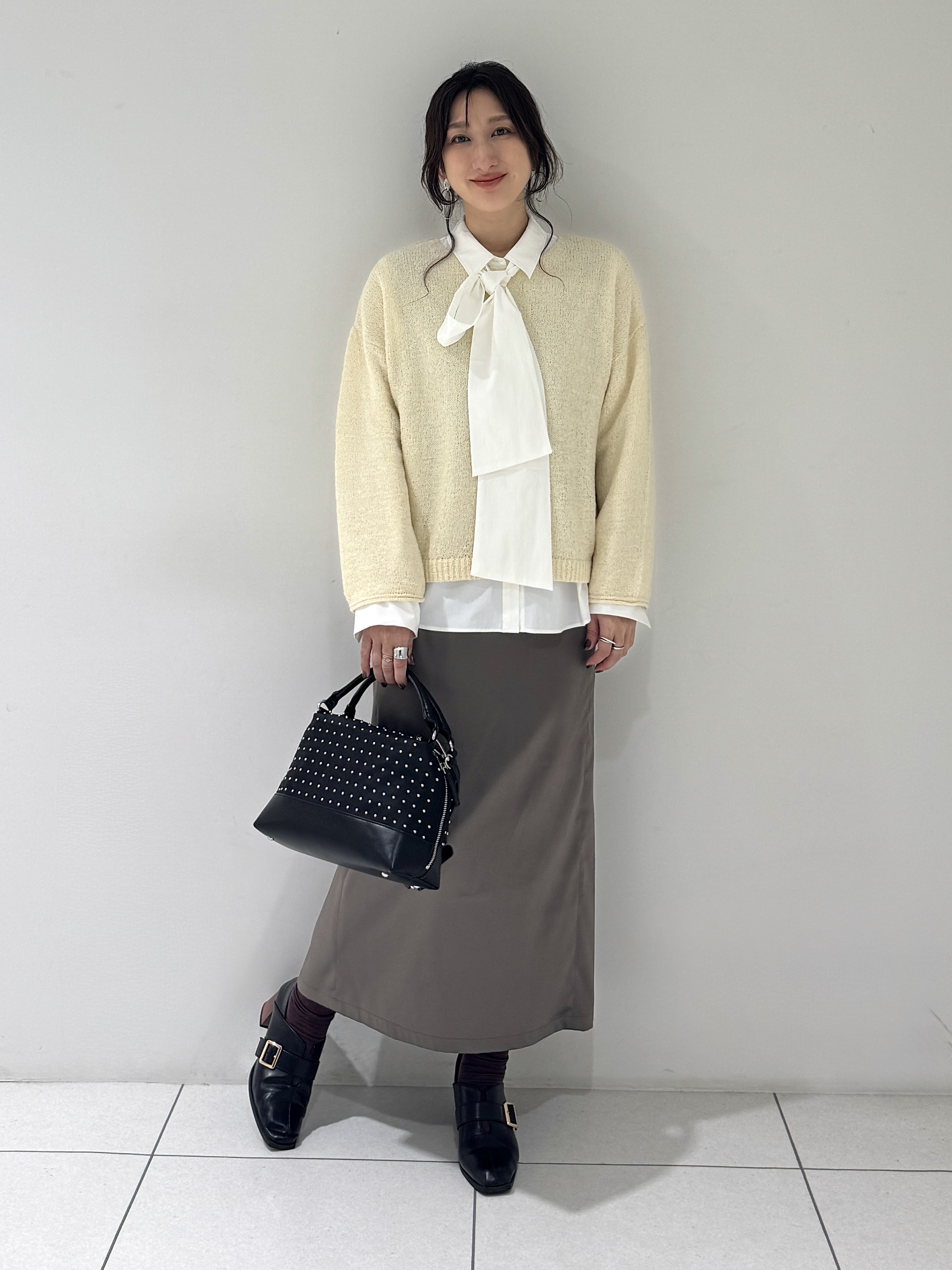 そんさんの「INDIVI｜【洗える／程よいシアー感】凹凸素材ニット」を使ったコーディネート