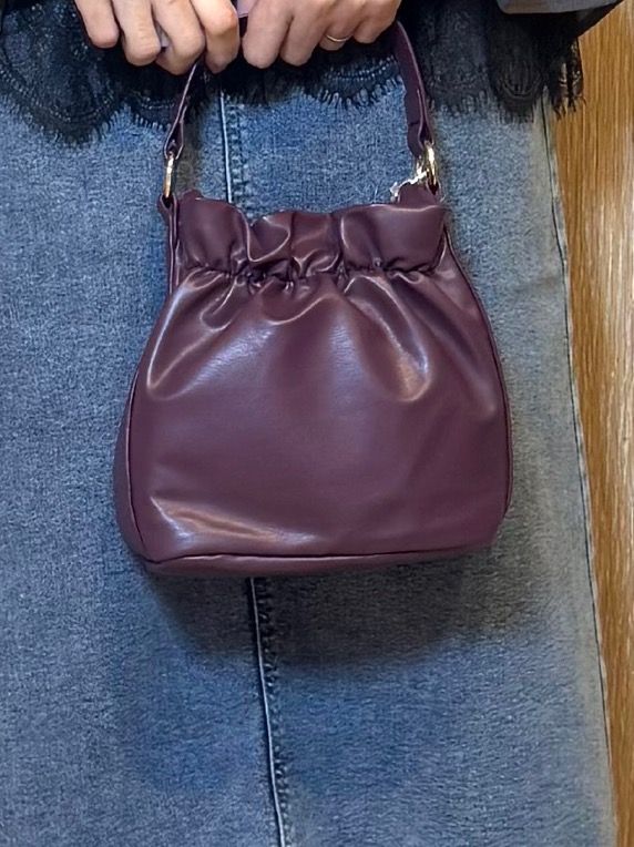 KAORIさんの「SHOO･LA･RUE｜【S-LL/洗濯機可】着痩せシルエット シャーリングシャツカーディガン」を使ったコーディネート