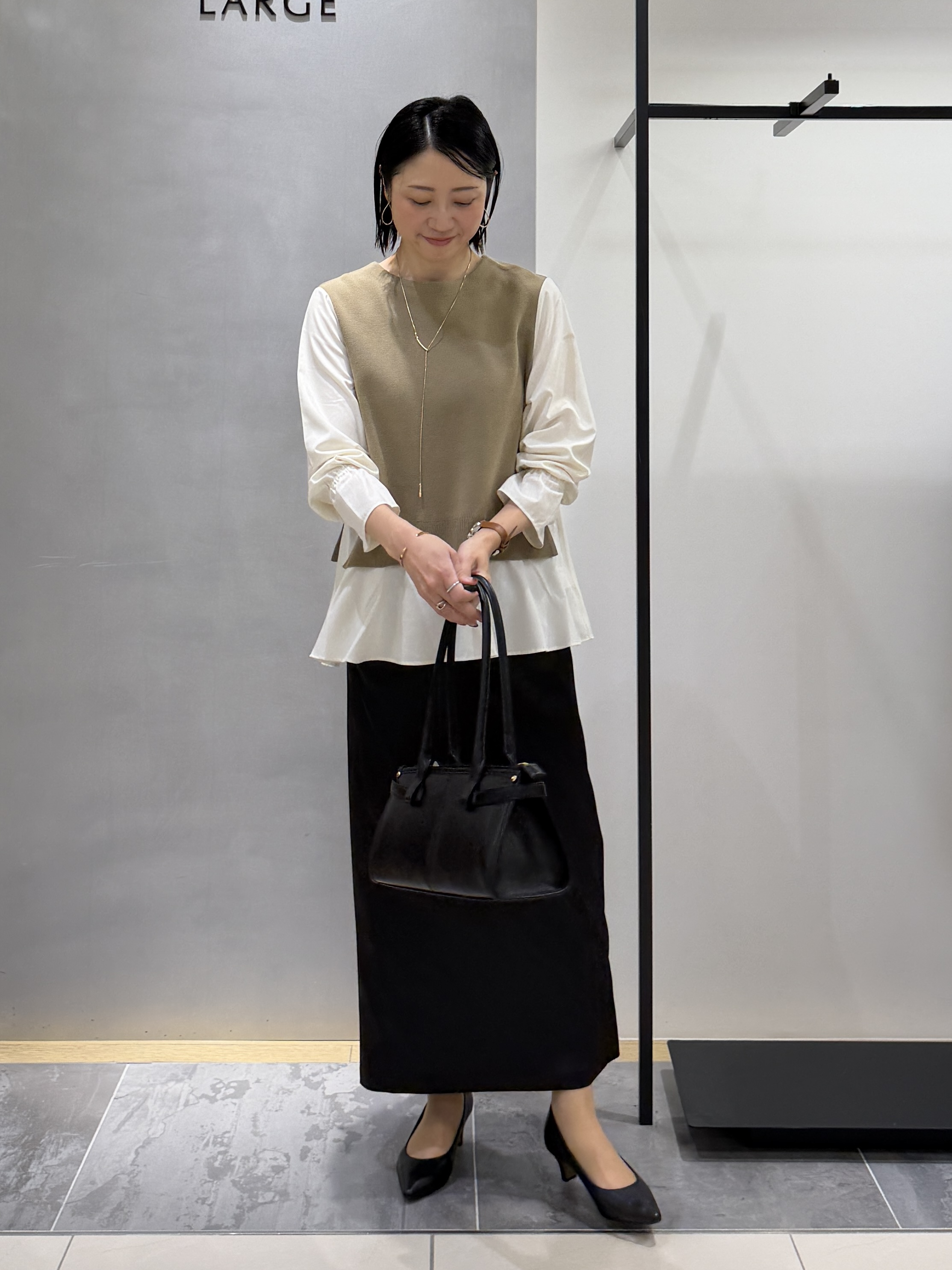 shihoさんの「INDIVI｜【洗える／1枚でコーデ完成】重ね着風ニットトップス」を使ったコーディネート