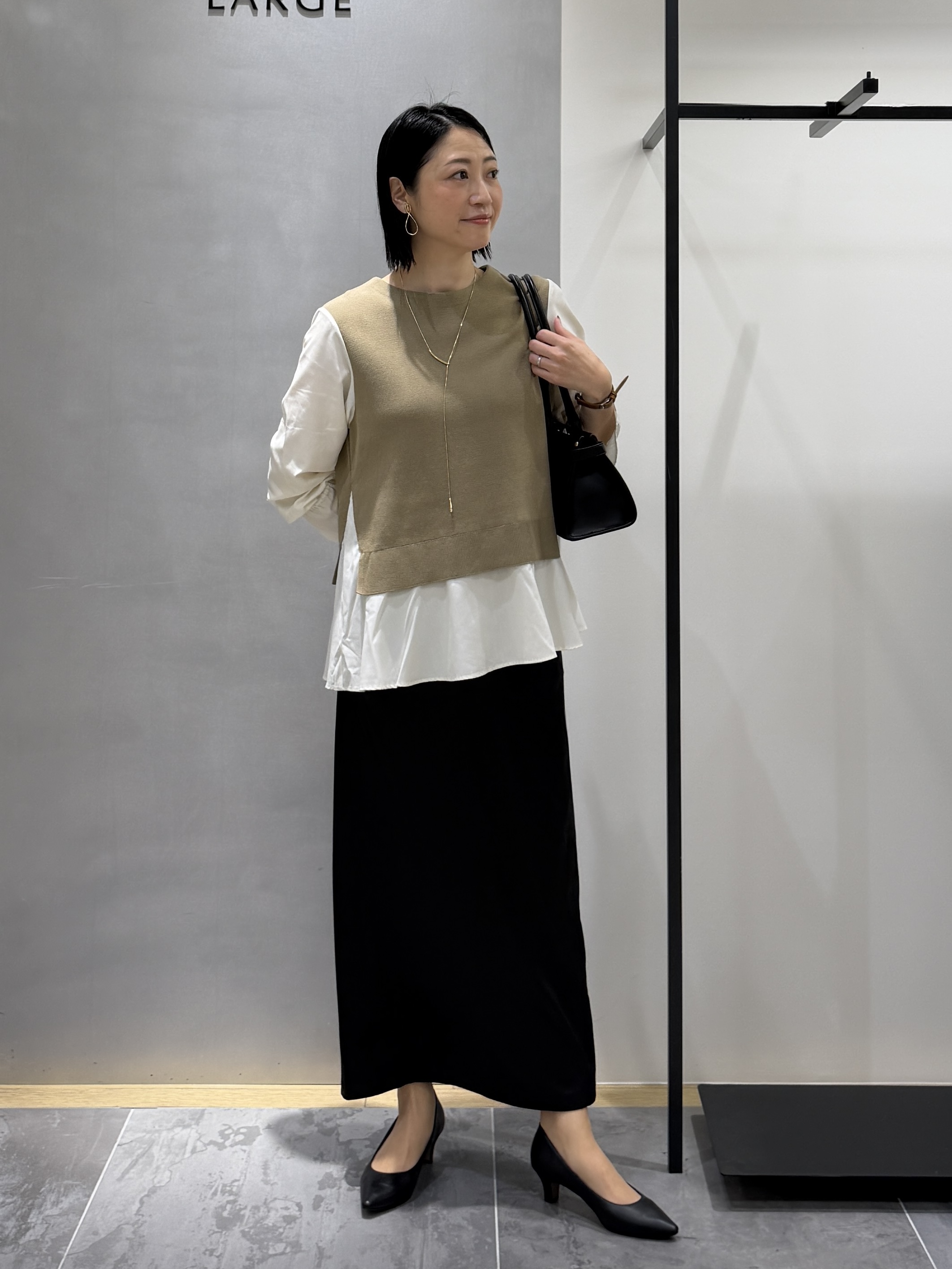 shihoさんの「INDIVI｜【洗える／1枚でコーデ完成】重ね着風ニットトップス」を使ったコーディネート