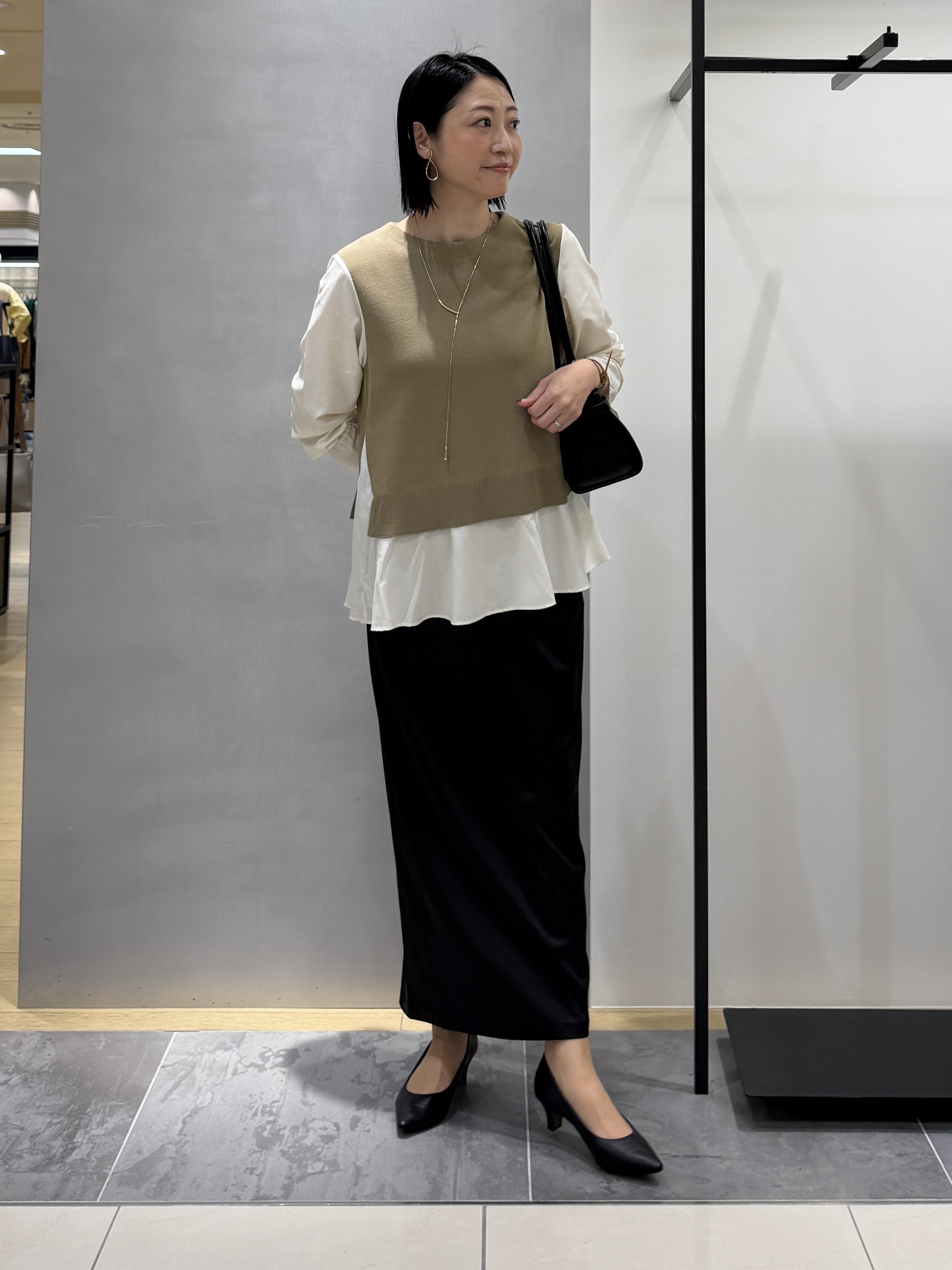 shihoさんの「INDIVI｜【洗える／1枚でコーデ完成】重ね着風ニットトップス」を使ったコーディネート