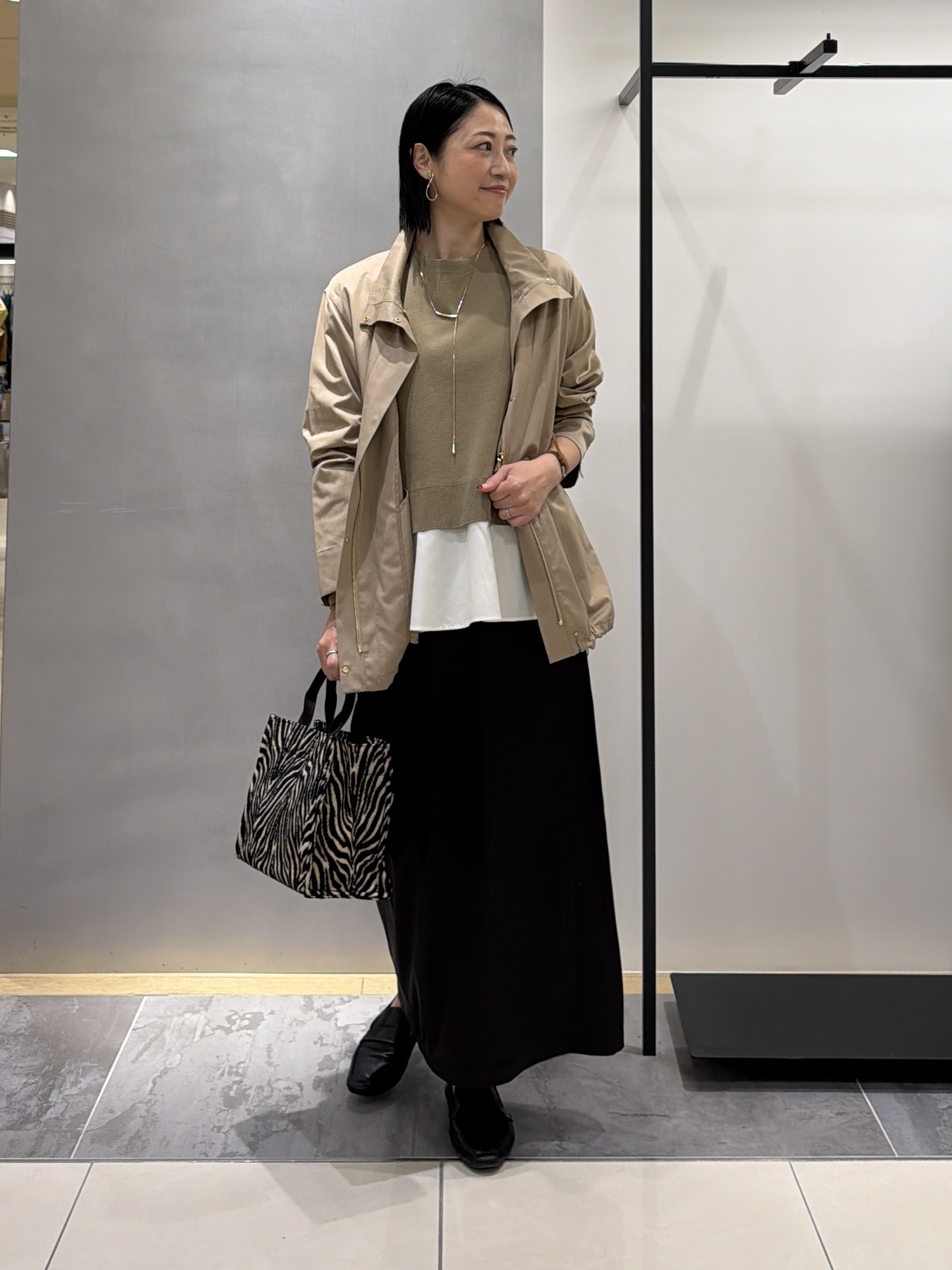 shihoさんの「INDIVI｜【撥水／UVケア】スタンドカラーブルゾン」を使ったコーディネート