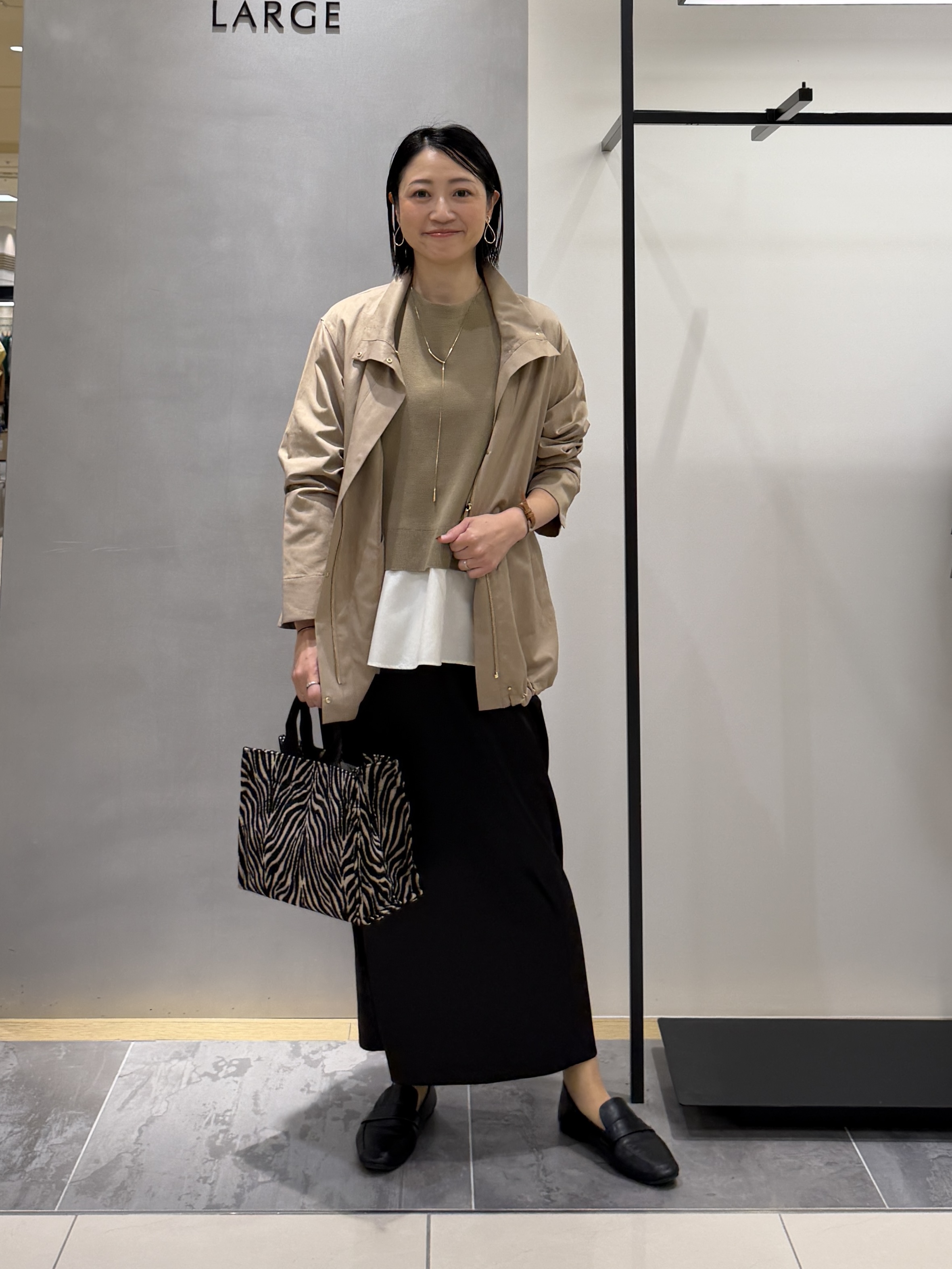 shihoさんの「INDIVI｜【撥水／UVケア】スタンドカラーブルゾン」を使ったコーディネート