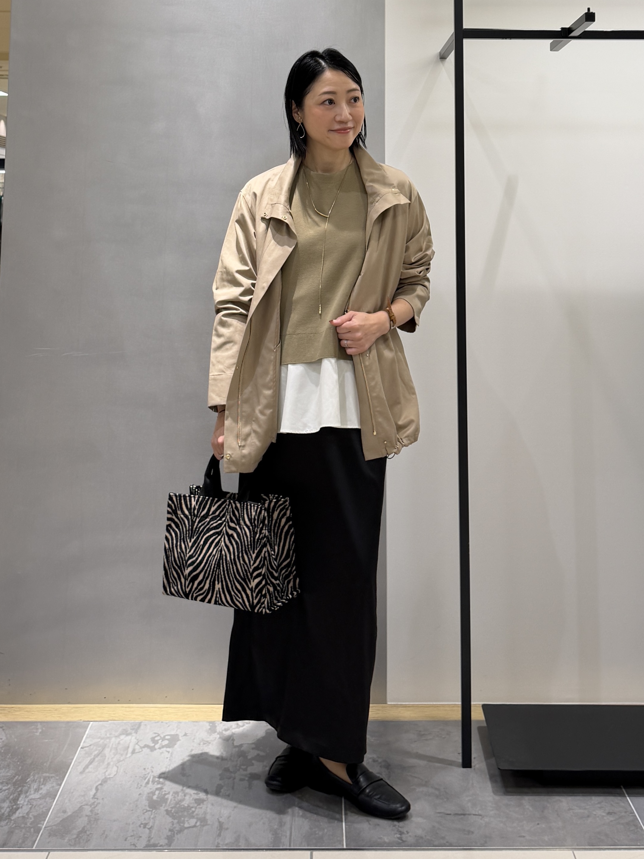 shihoさんの「INDIVI｜【撥水／UVケア】スタンドカラーブルゾン」を使ったコーディネート
