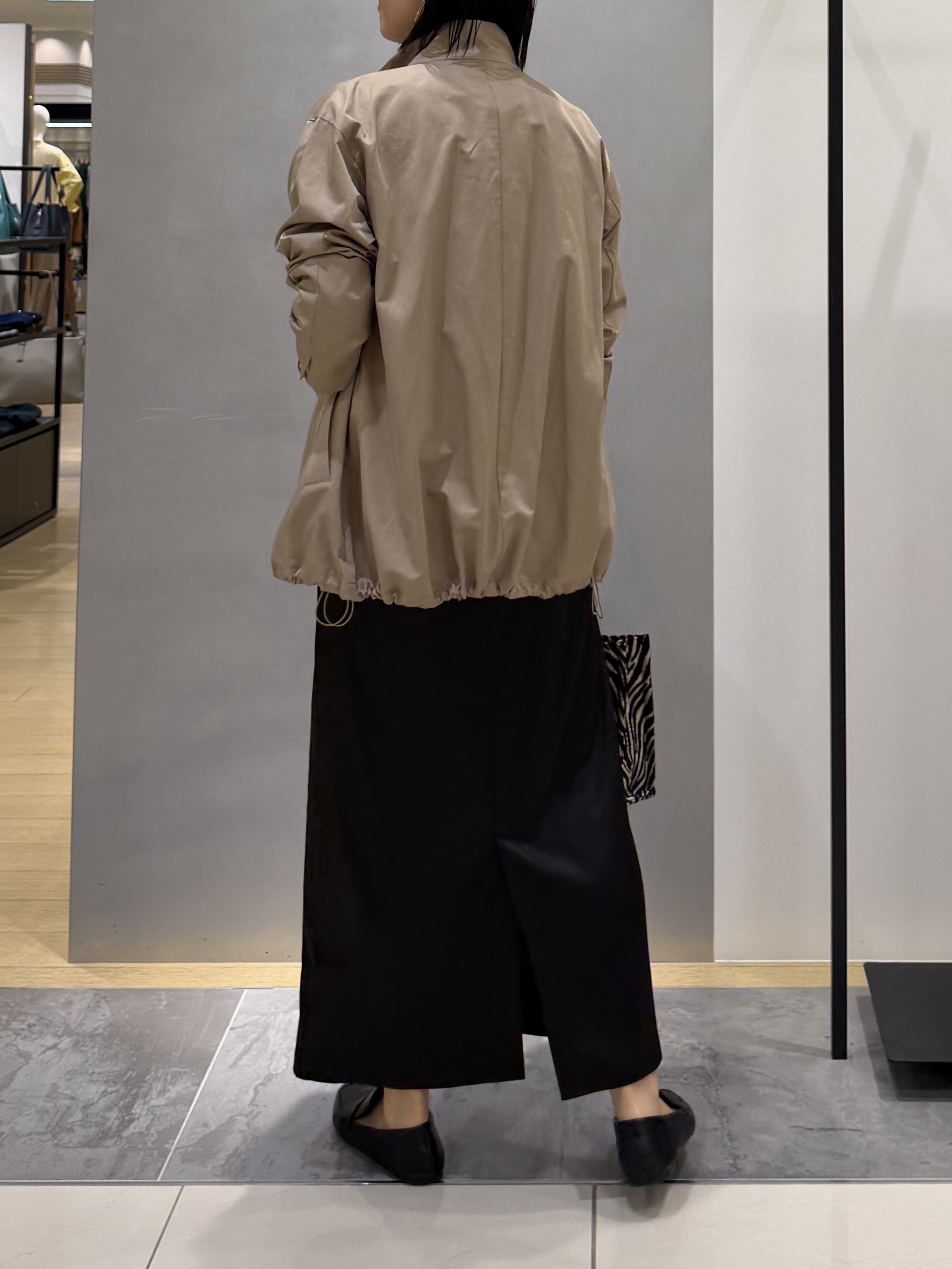 shihoさんの「INDIVI｜【撥水／UVケア】スタンドカラーブルゾン」を使ったコーディネート