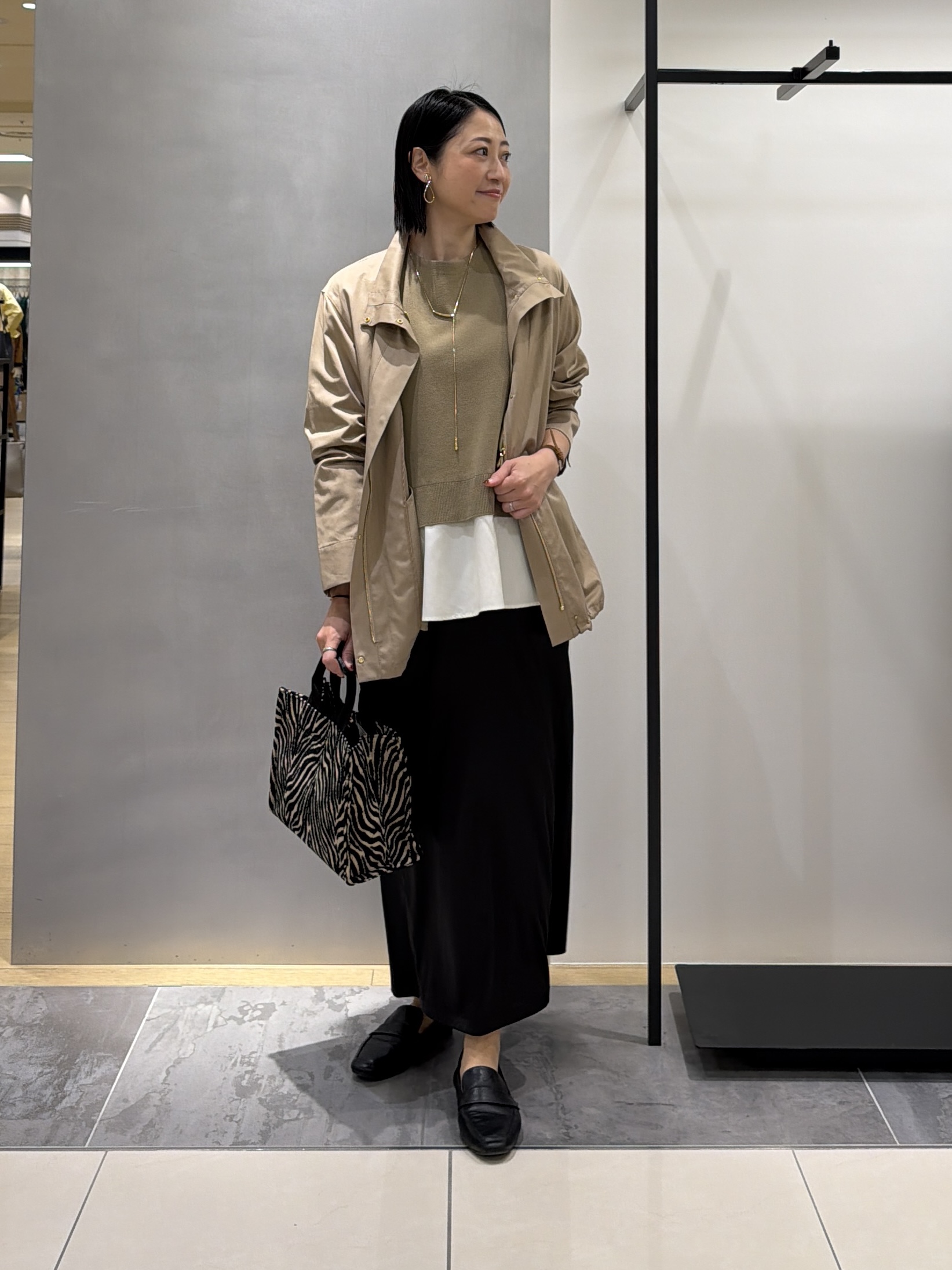 shihoさんの「INDIVI｜【撥水／UVケア】スタンドカラーブルゾン」を使ったコーディネート