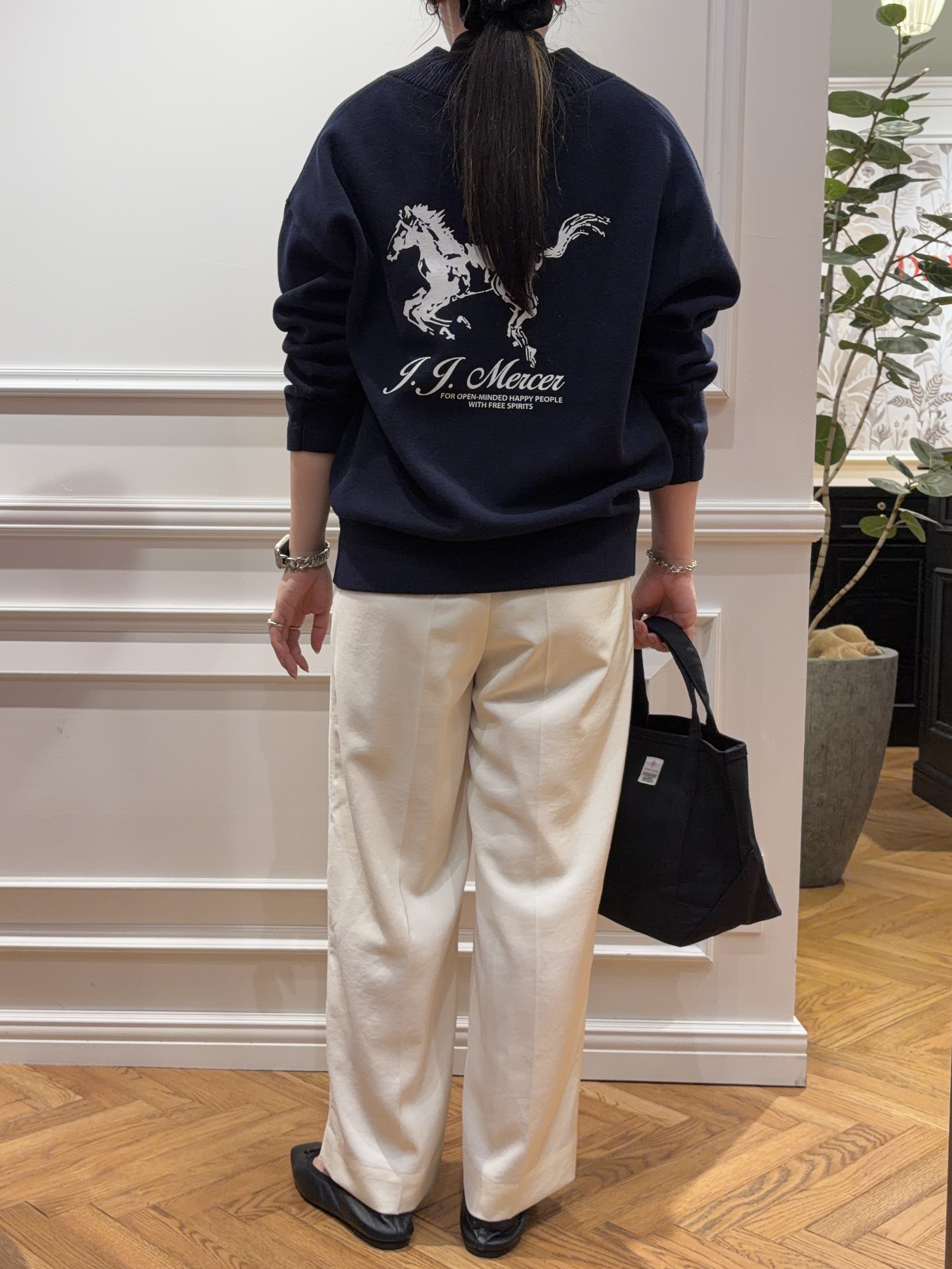 SAKAIさんの「DRESSTERIOR｜【接触冷感】クールタッチ ハーフスリーブニット」を使ったコーディネート