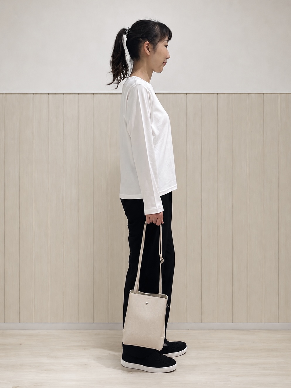まつみさんの「SHOO･LA･RUE｜【S-LL/洗濯機可】着痩せシルエット シャーリングシャツカーディガン」を使ったコーディネート
