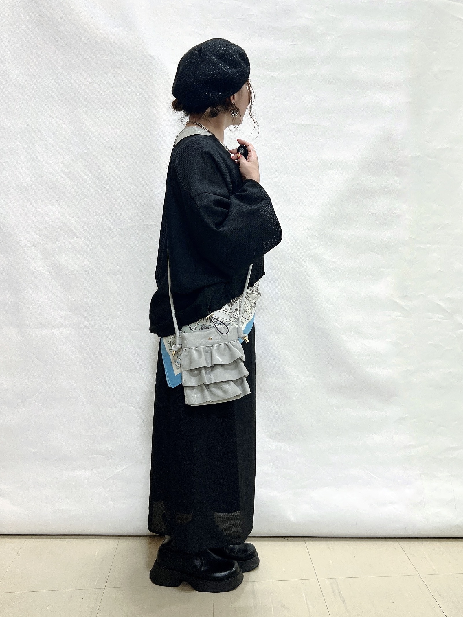 YUIさんの「SHOO･LA･RUE｜【通気性〇/セットアップ可/洗濯機可】メッシュドルマン ジップブルゾン」を使ったコーディネート