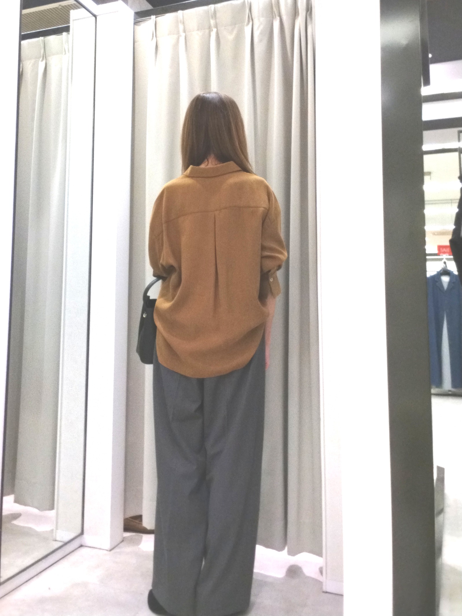 もりさんの「UNTITLED｜【セットアップ可/秋羽織り】スエードライクシャツ」を使ったコーディネート
