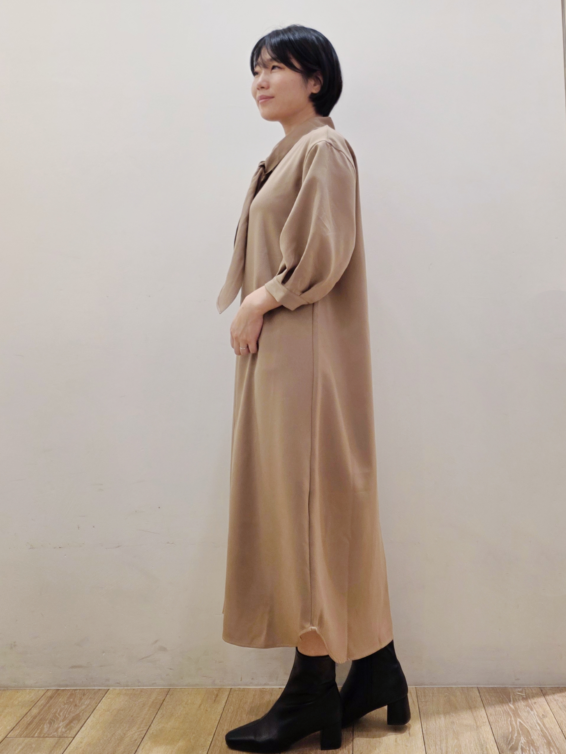 yuyuさんの「OPAQUE.CLIP｜【森絵梨佳さん着用】ボウタイ付きシャツワンピース《洗濯機OK》」を使ったコーディネート