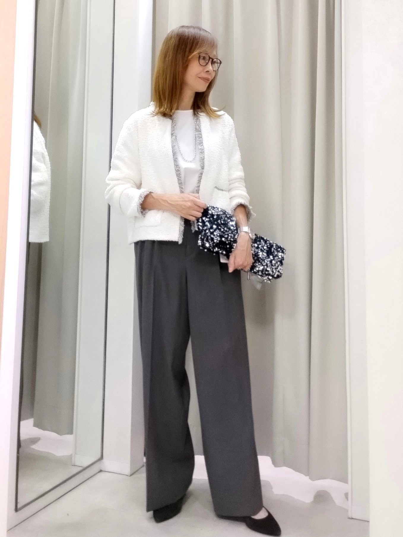 もりさんの「UNTITLED｜【楽にきれい見え/体型カバー】パフスリーブジャージトップス」を使ったコーディネート