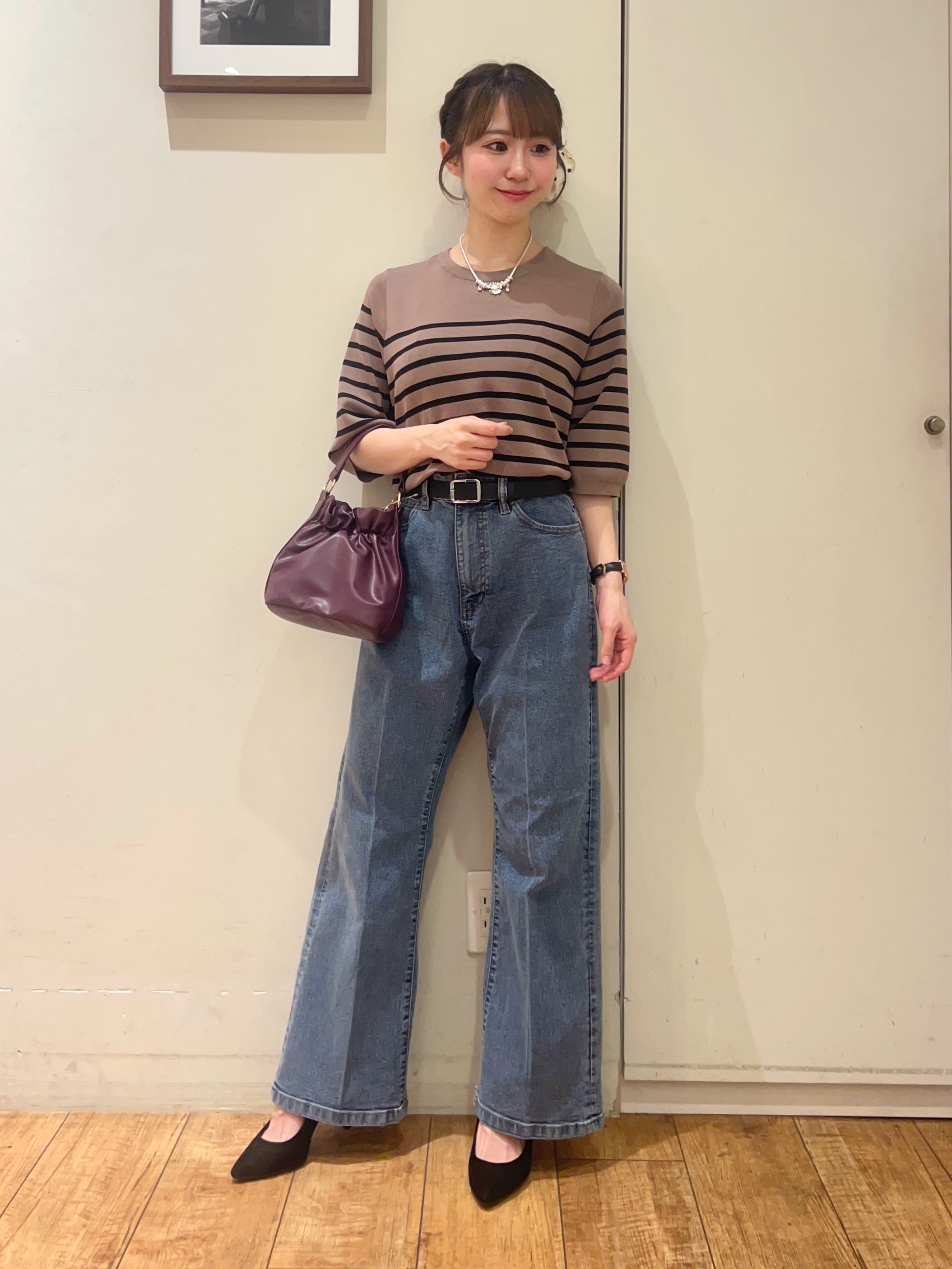 AIRIさんの「SHOO･LA･RUE｜【ガンガン洗える/UV/毛玉になりにくい】二の腕見せない 5分袖ニット」を使ったコーディネート