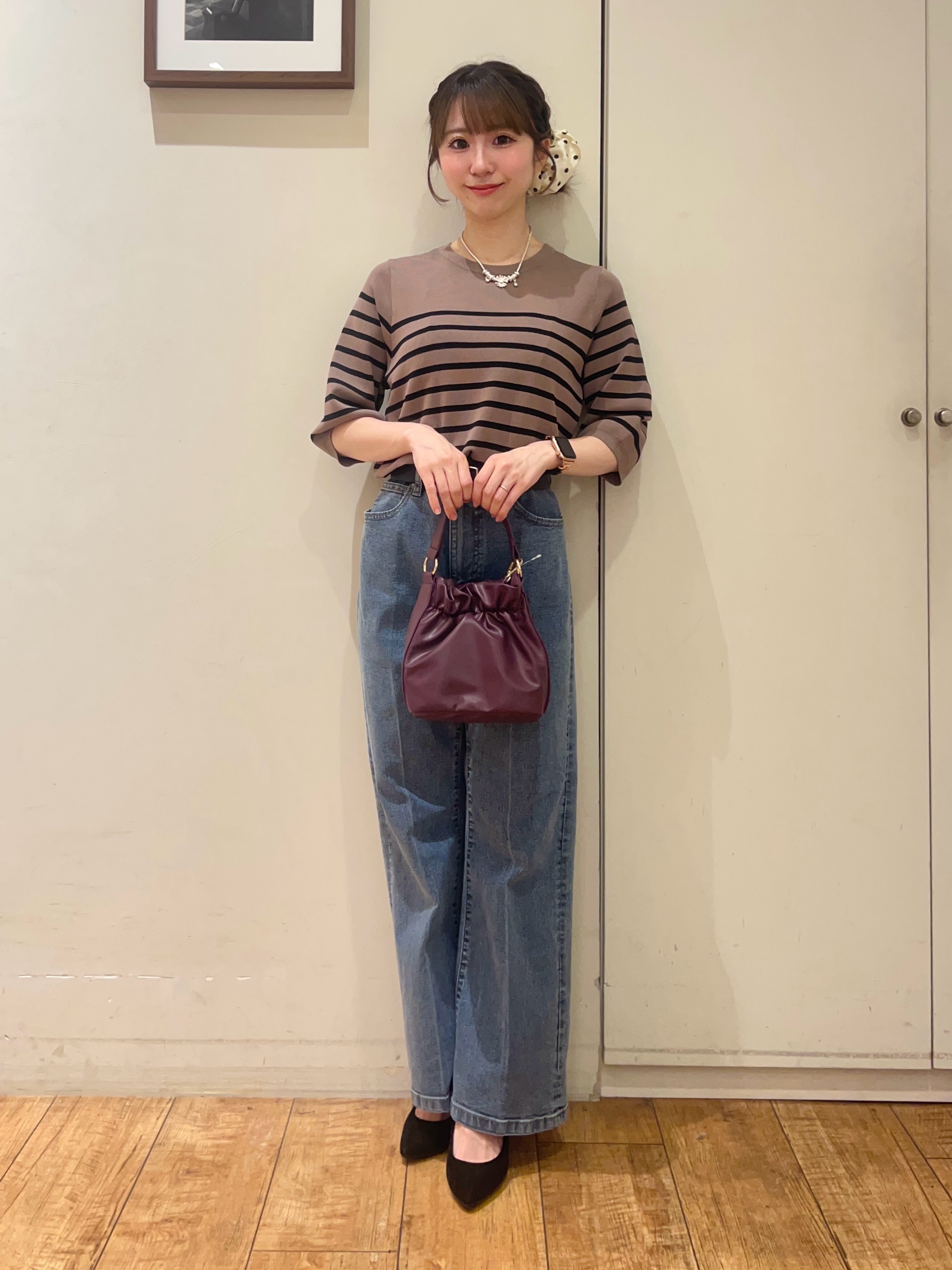 AIRIさんの「SHOO･LA･RUE｜【ガンガン洗える/UV/毛玉になりにくい】二の腕見せない 5分袖ニット」を使ったコーディネート