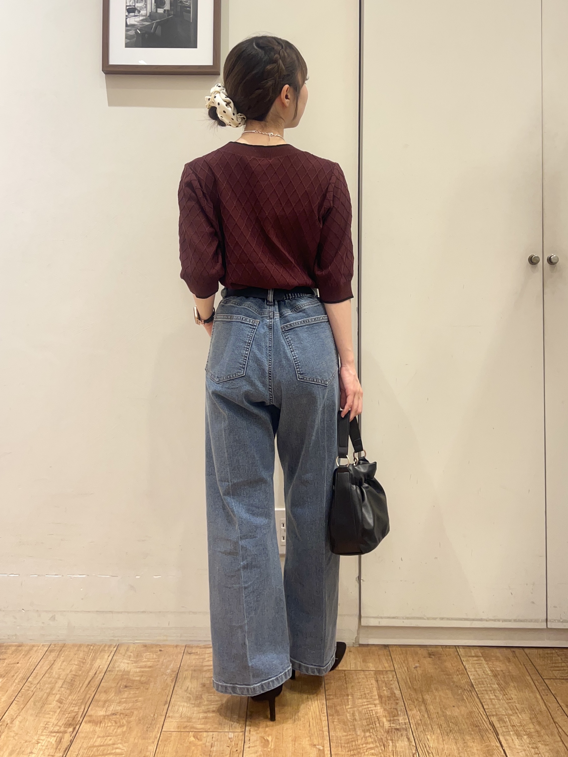 AIRIさんの「SHOO･LA･RUE｜【毛玉になりにくい/S-LL/洗濯機可】ダイヤ柄が上品 二の腕隠せる5分袖ニット」を使ったコーディネート
