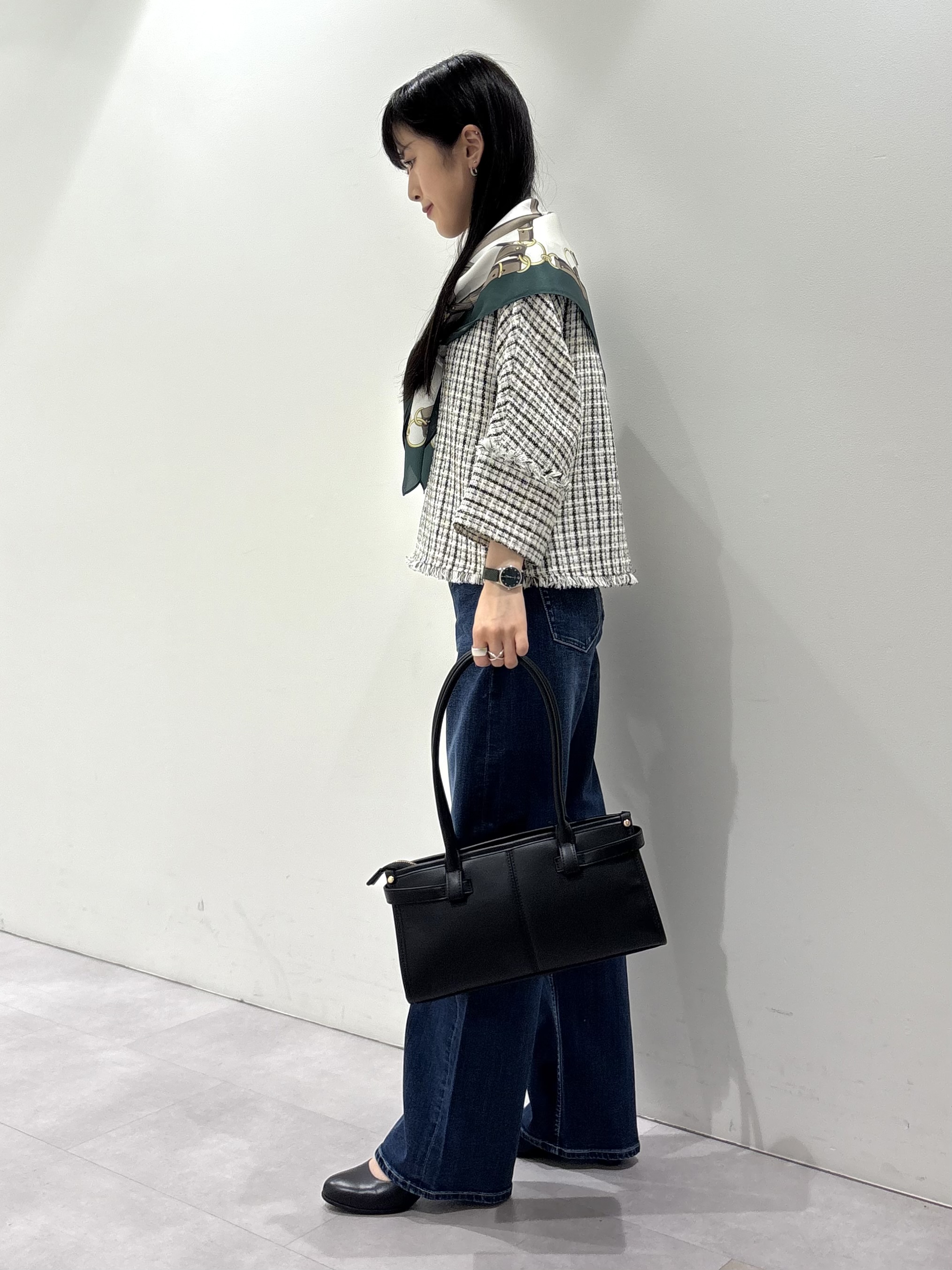 KEIKOさんの「INDIVI｜【華やか／1枚でサマになる】上品ツイードブラウス」を使ったコーディネート