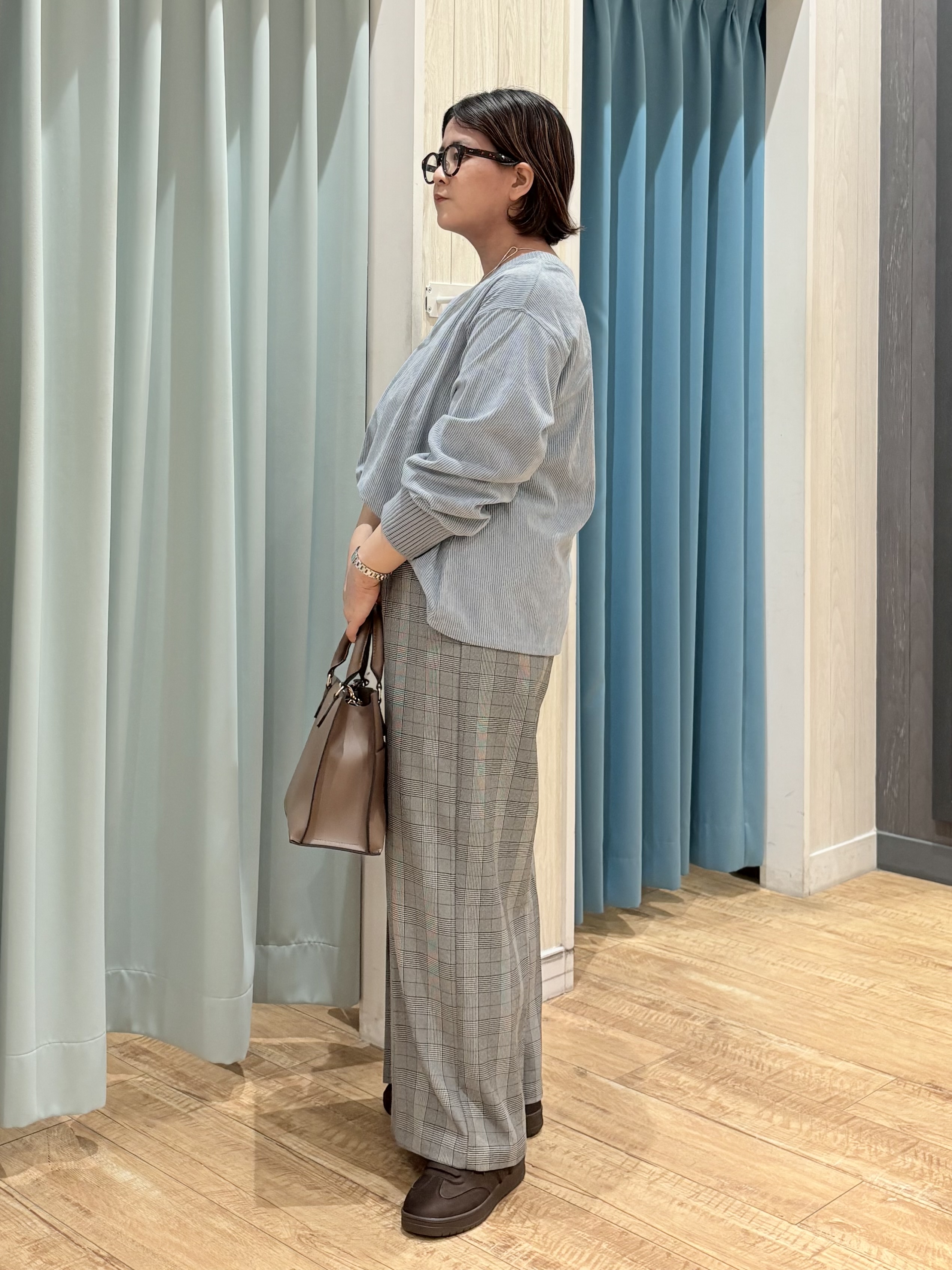 砂糖さんの「SHOO･LA･RUE｜【S-LL/洗濯機可/前後2WAY】大人上品にきまる コーデュロイトップス」を使ったコーディネート