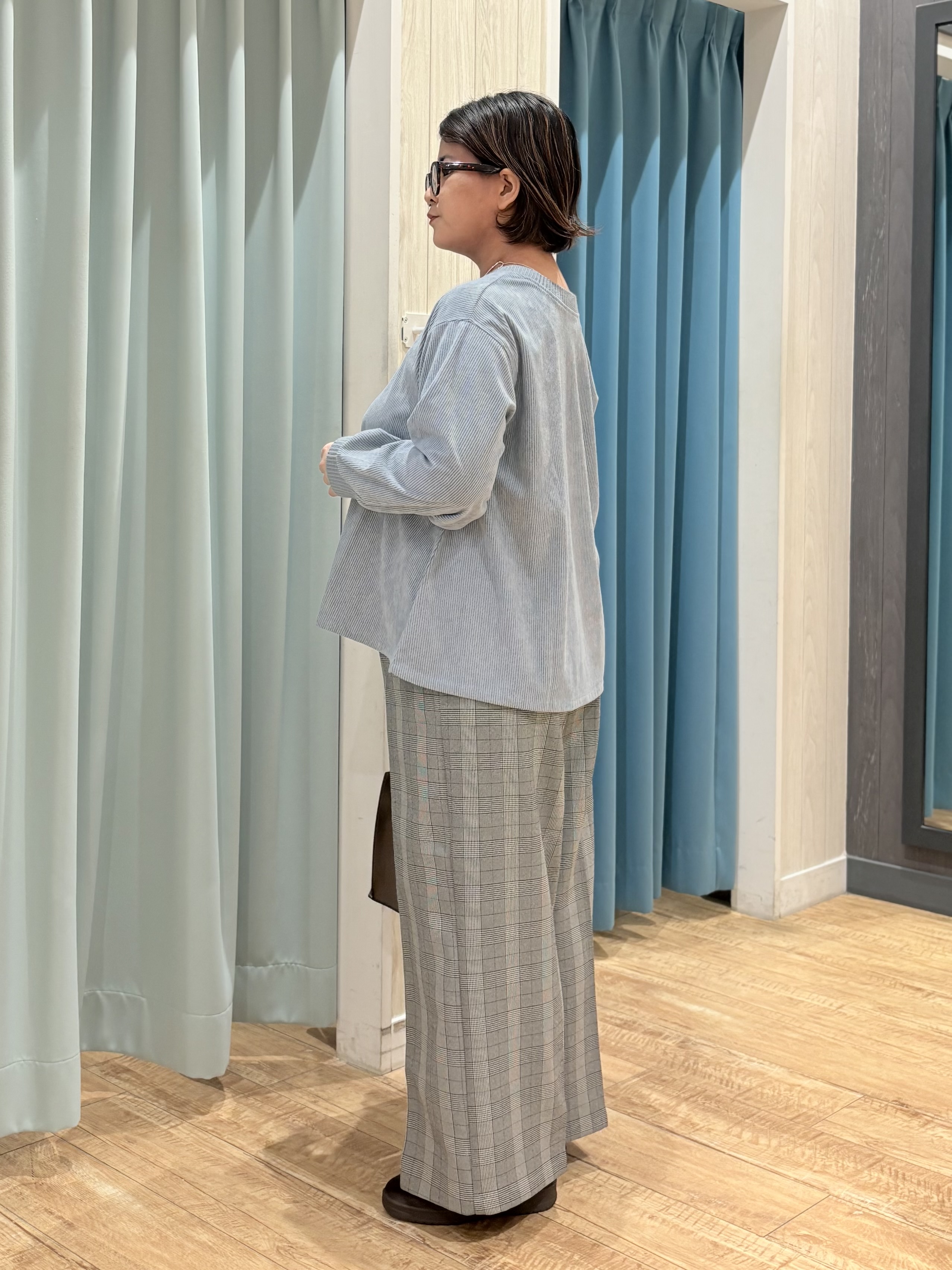 砂糖さんの「SHOO･LA･RUE｜【S-LL/洗濯機可/前後2WAY】大人上品にきまる コーデュロイトップス」を使ったコーディネート