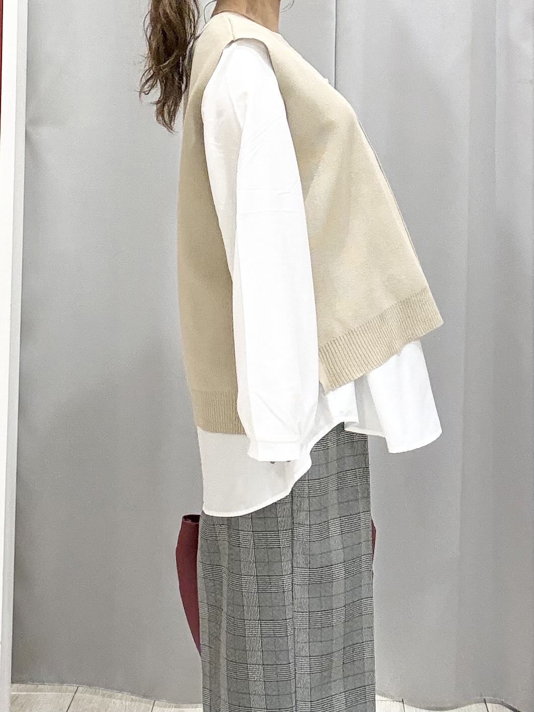 shioさんの「SHOO･LA･RUE｜【2点セット/S-LL】着回し自在 スポンディッシュニットベスト＆フレアシャツ」を使ったコーディネート