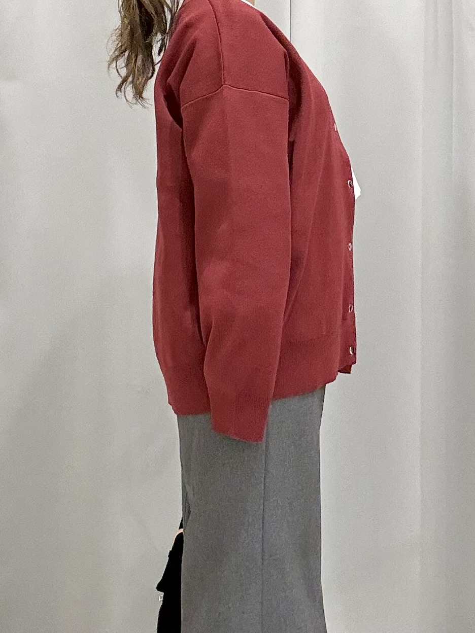 shioさんの「SHOO･LA･RUE｜【セットアップ可/洗濯機可】軽やかに羽織れる スポンディッシュ ニットカーディガン」を使ったコーディネート