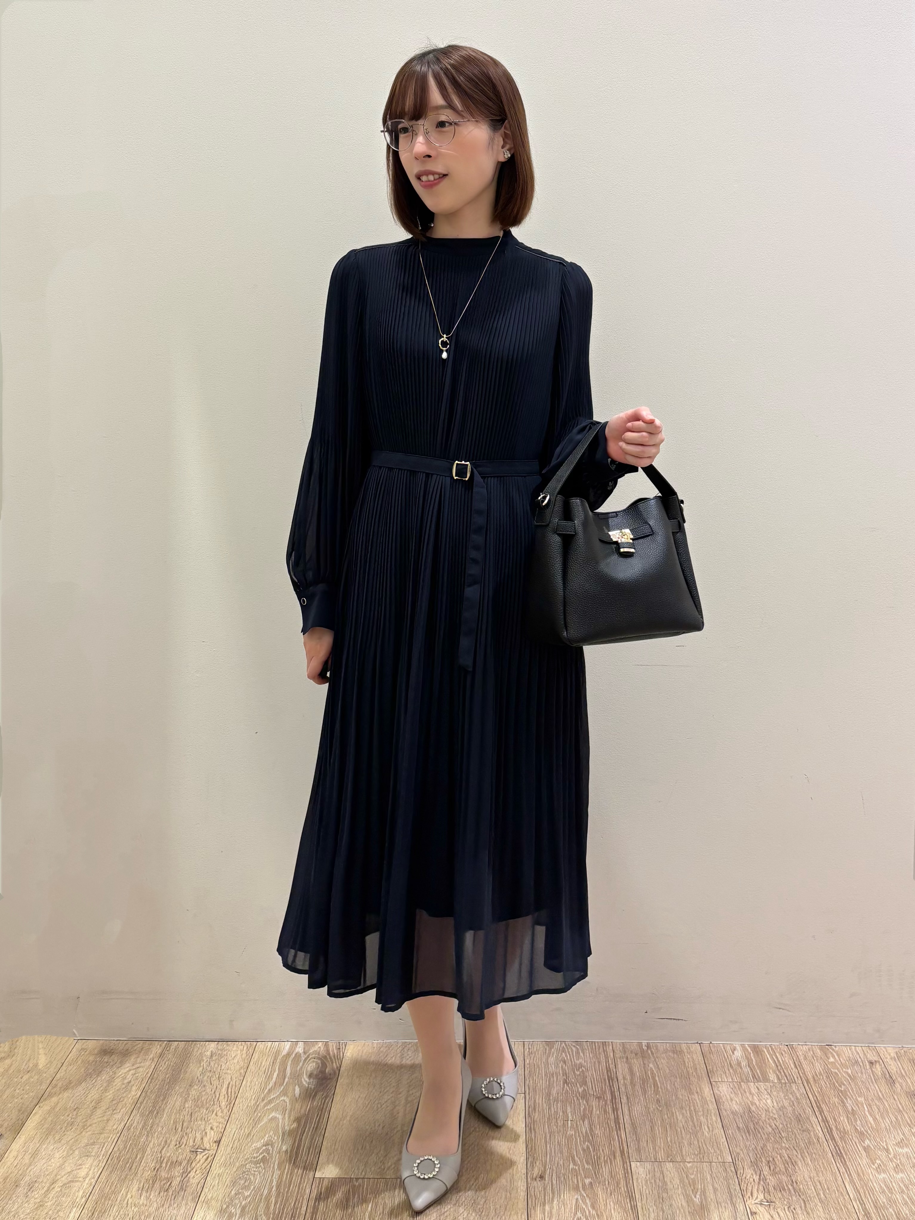 honamiさんの「index｜【XS-3Lサイズ】ジョーゼットアソートプリーツワンピース《洗濯機OK／防シワ／イージーアイロン》」を使ったコーディネート
