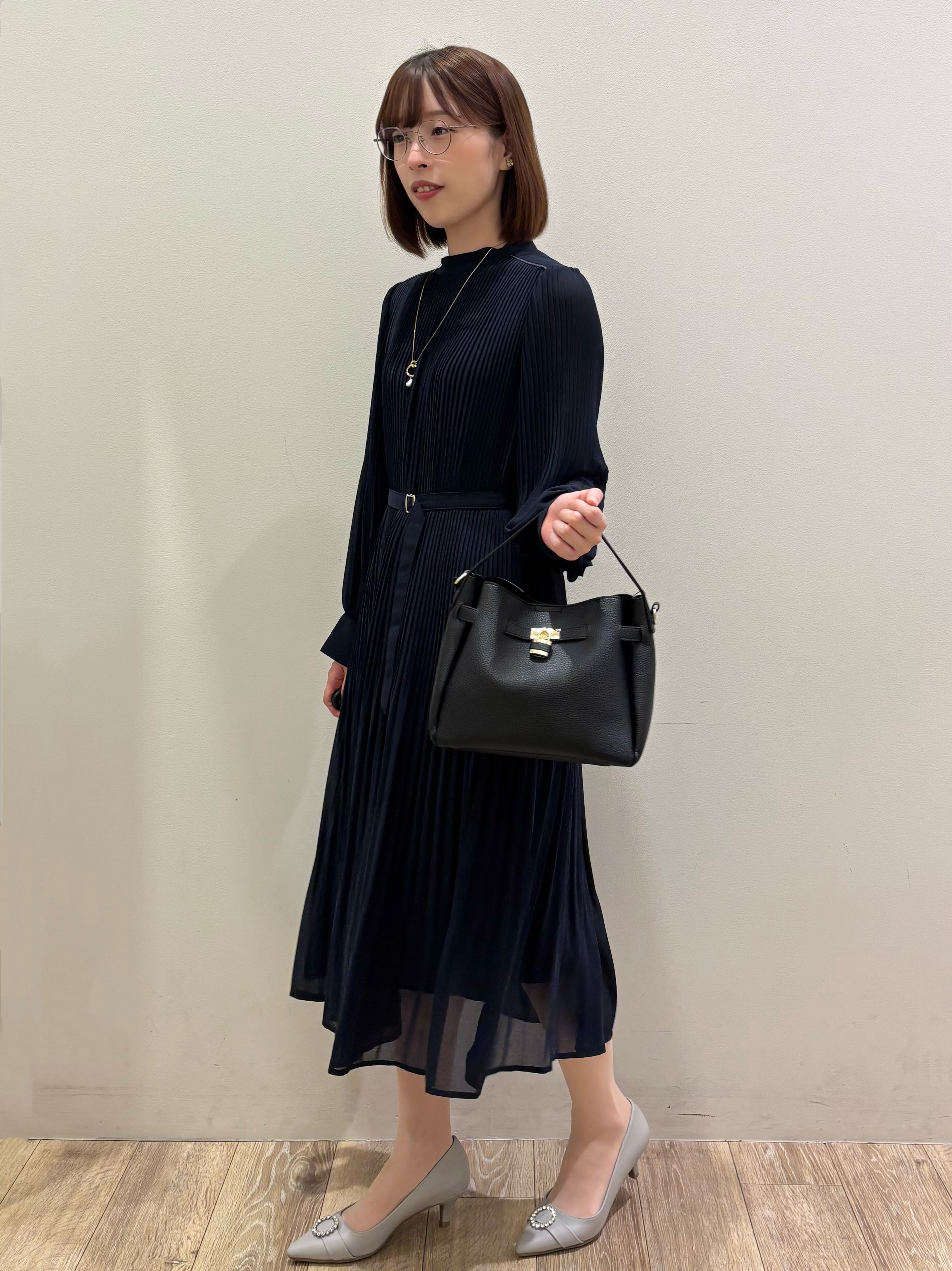 honamiさんの「index｜【XS-3Lサイズ】ジョーゼットアソートプリーツワンピース《洗濯機OK／防シワ／イージーアイロン》」を使ったコーディネート