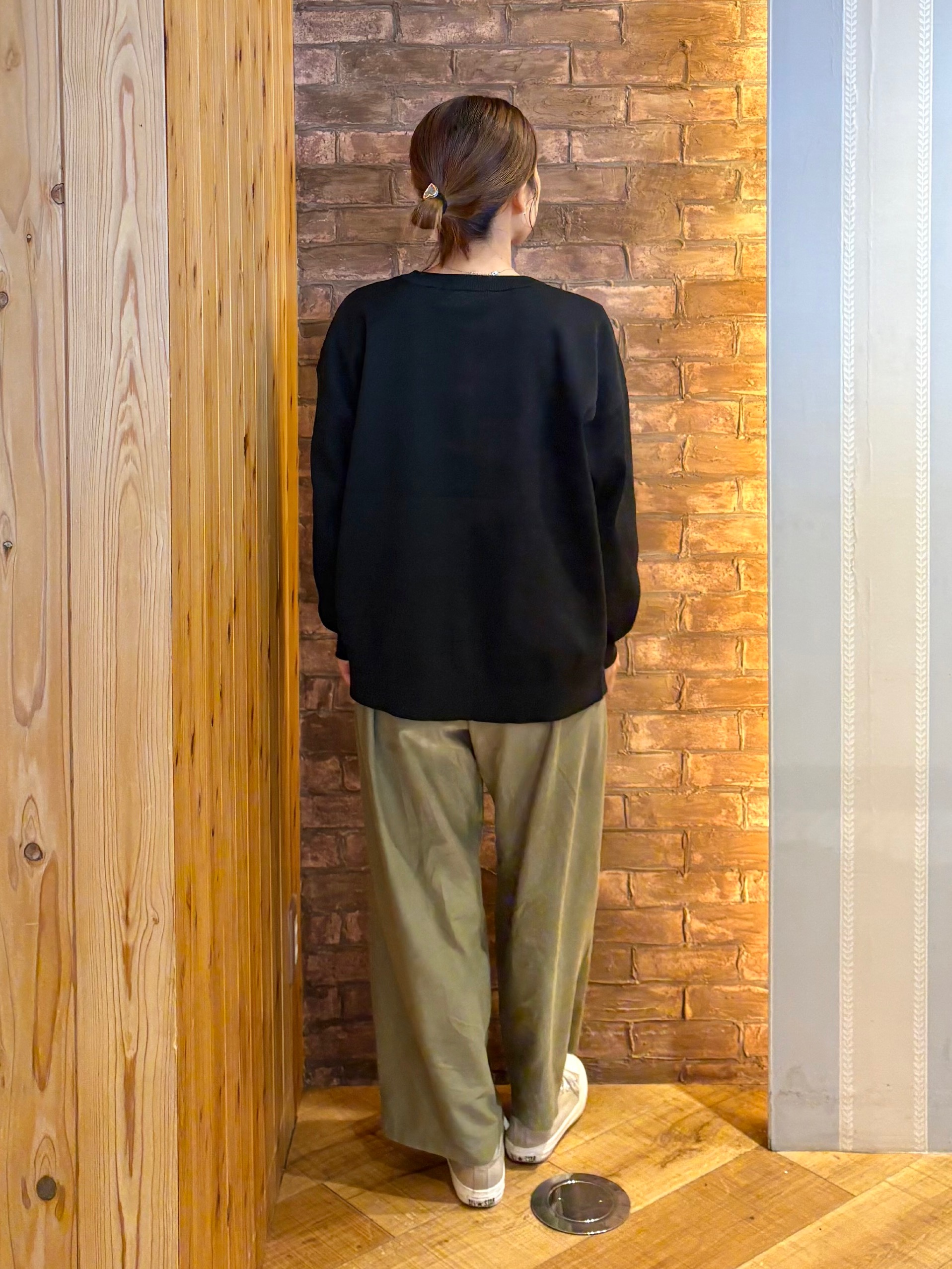 mieさんの「SHOO･LA･RUE｜【セットアップ可/洗濯機可】軽やかに羽織れる スポンディッシュ ニットカーディガン」を使ったコーディネート