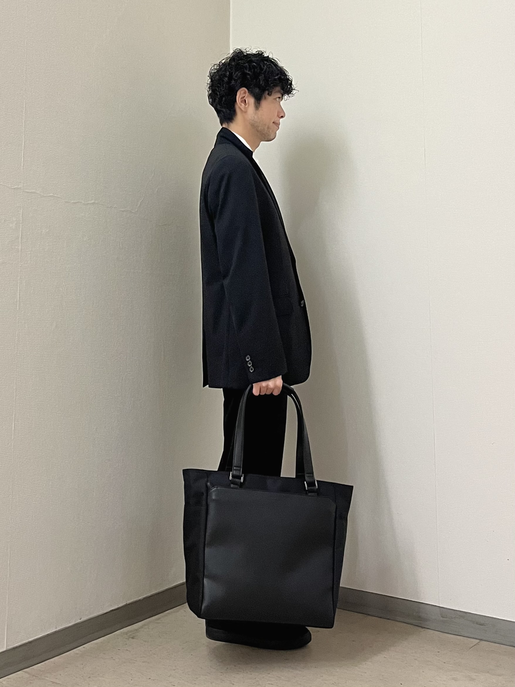 URAさんの「TAKEO KIKUCHI｜【BOWLER HAT LABEL】CARREMANツイルジャージ　ジャケット」を使ったコーディネート
