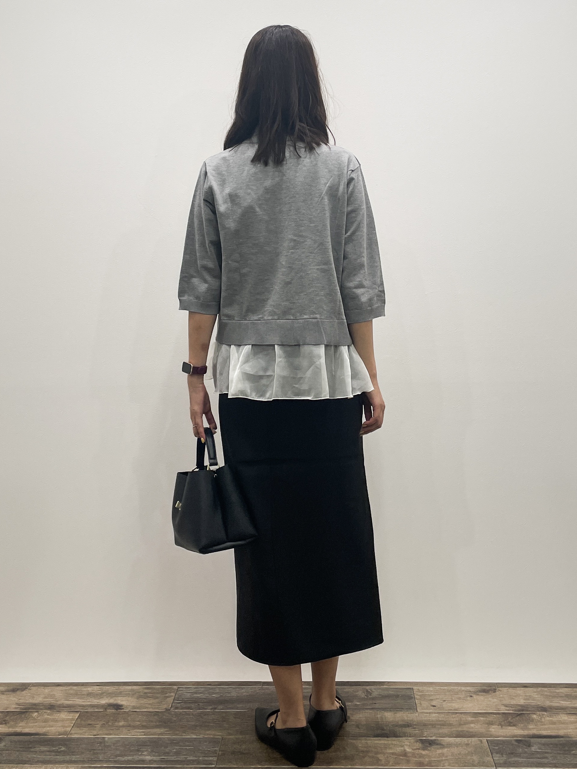 Aikoさんの「OPAQUE.CLIP｜裾シアードッキングニット【洗濯機OK】」を使ったコーディネート