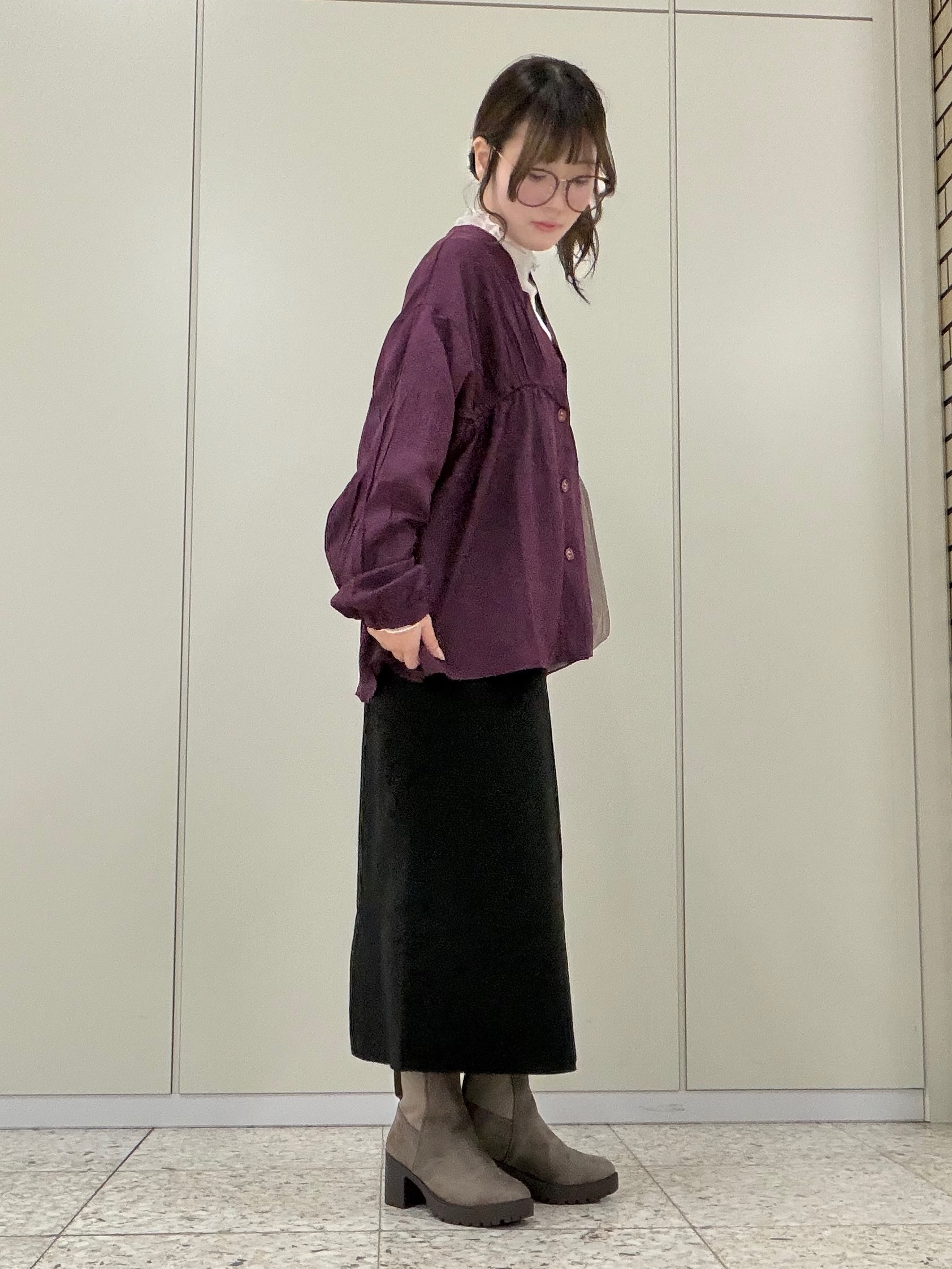 ひよりん⭐️さんの「SHOO･LA･RUE｜【S-LL/洗濯機可】コーデにプラスするだけで垢抜ける 柄アソートシアーチュールトップス」を使ったコーディネート