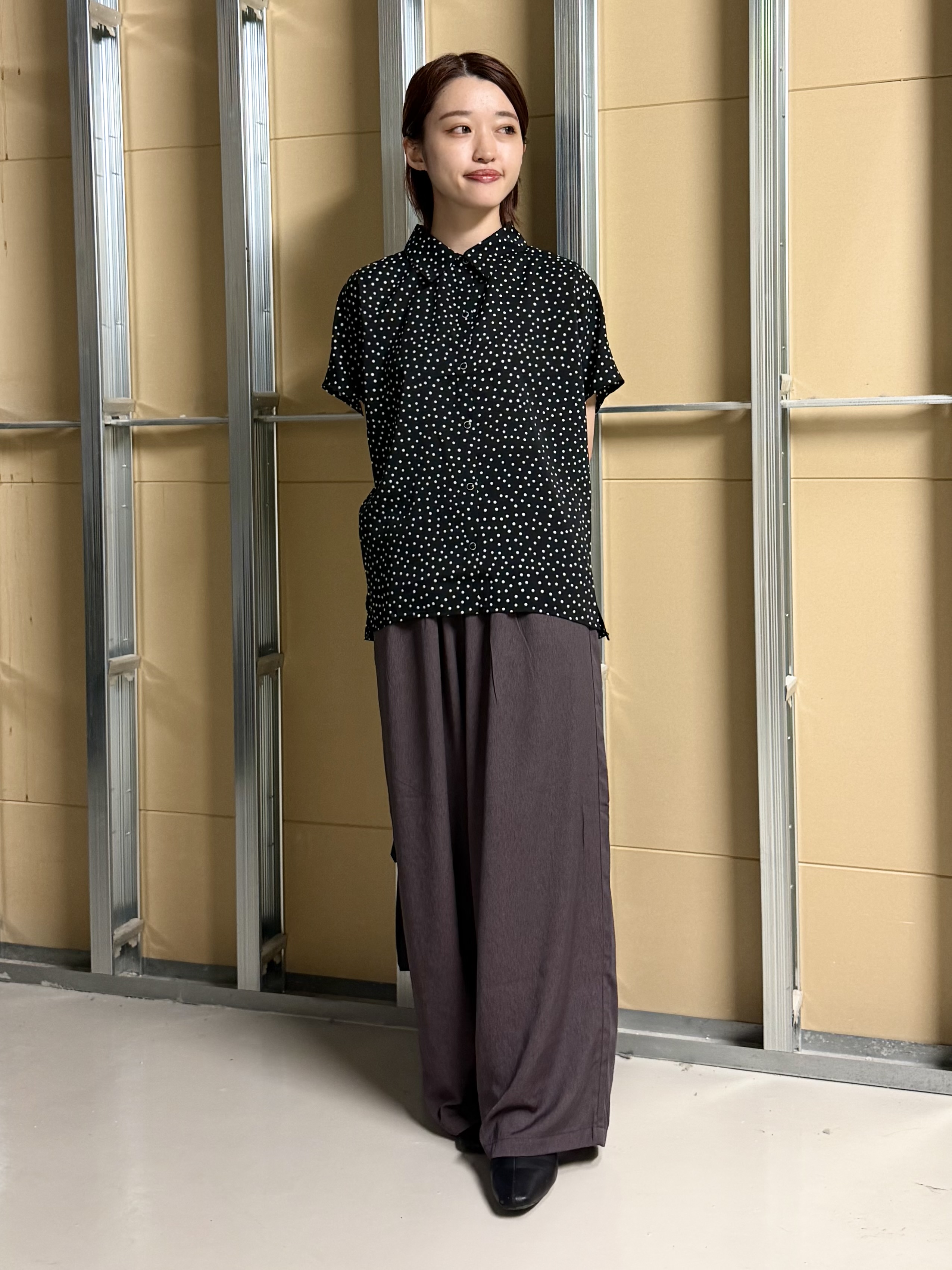 sahoさんの「THE SHOP TK｜大人のためのドット柄 襟付きブラウス」を使ったコーディネート