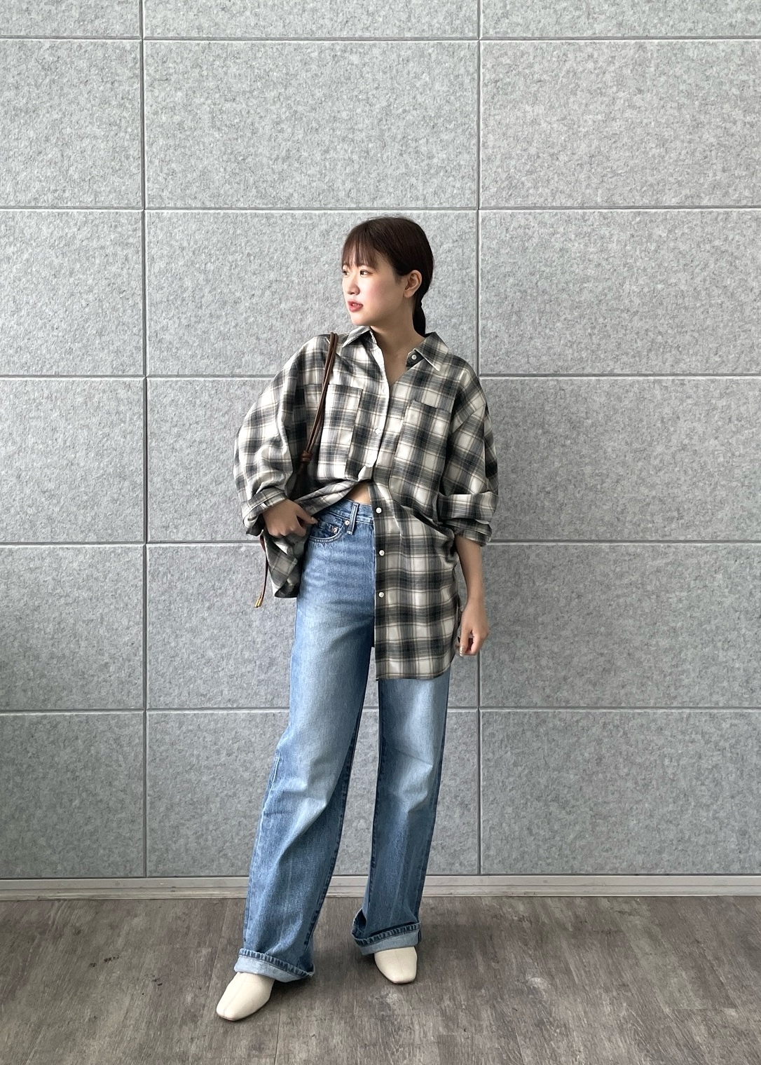 Renoさんの「INDIVI｜タイムレスフォルムシャツ」を使ったコーディネート