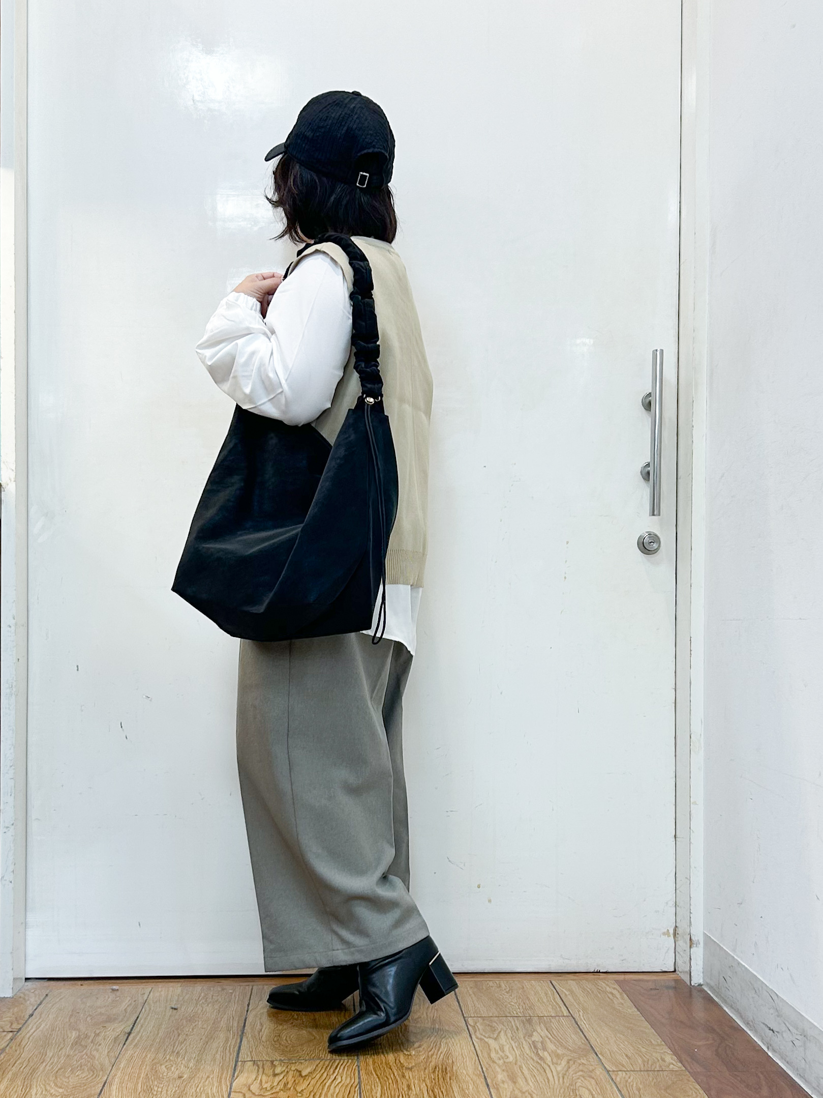 haruさんの「SHOO･LA･RUE｜【2点セット/S-LL】着回し自在 スポンディッシュニットベスト＆フレアシャツ」を使ったコーディネート