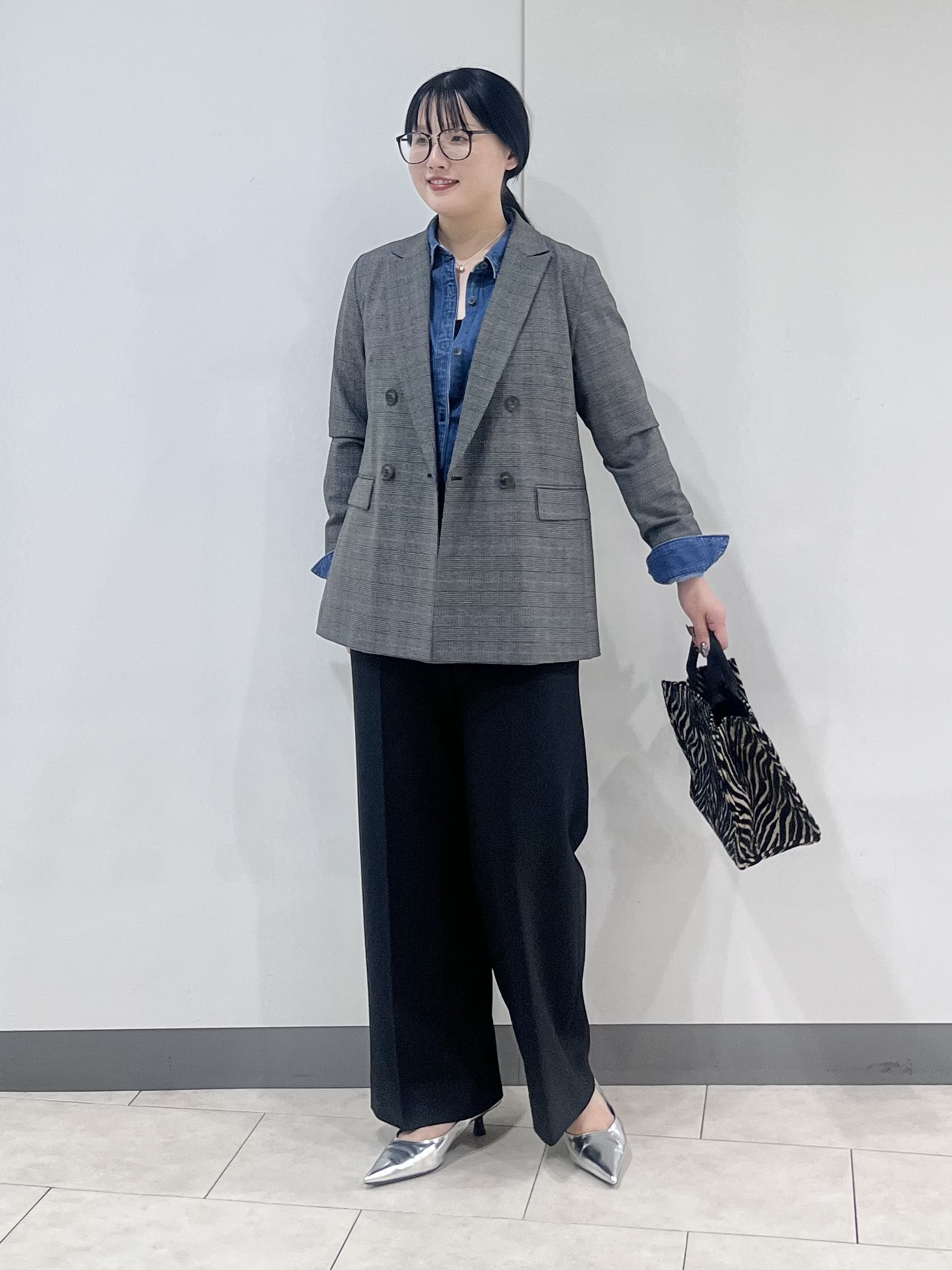 hasuさんの「INDIVI｜【洗濯機OK／ストレッチ◎】秋はじめのダブルジャケット」を使ったコーディネート
