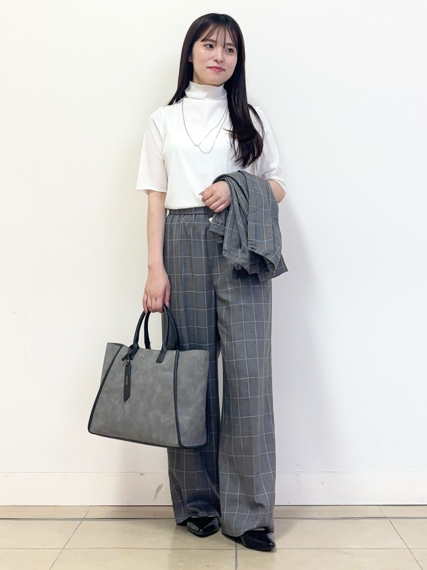 あやかさんの「UNTITLED｜【セットアップ可/秋羽織り】メランジツイルシャツ」を使ったコーディネート