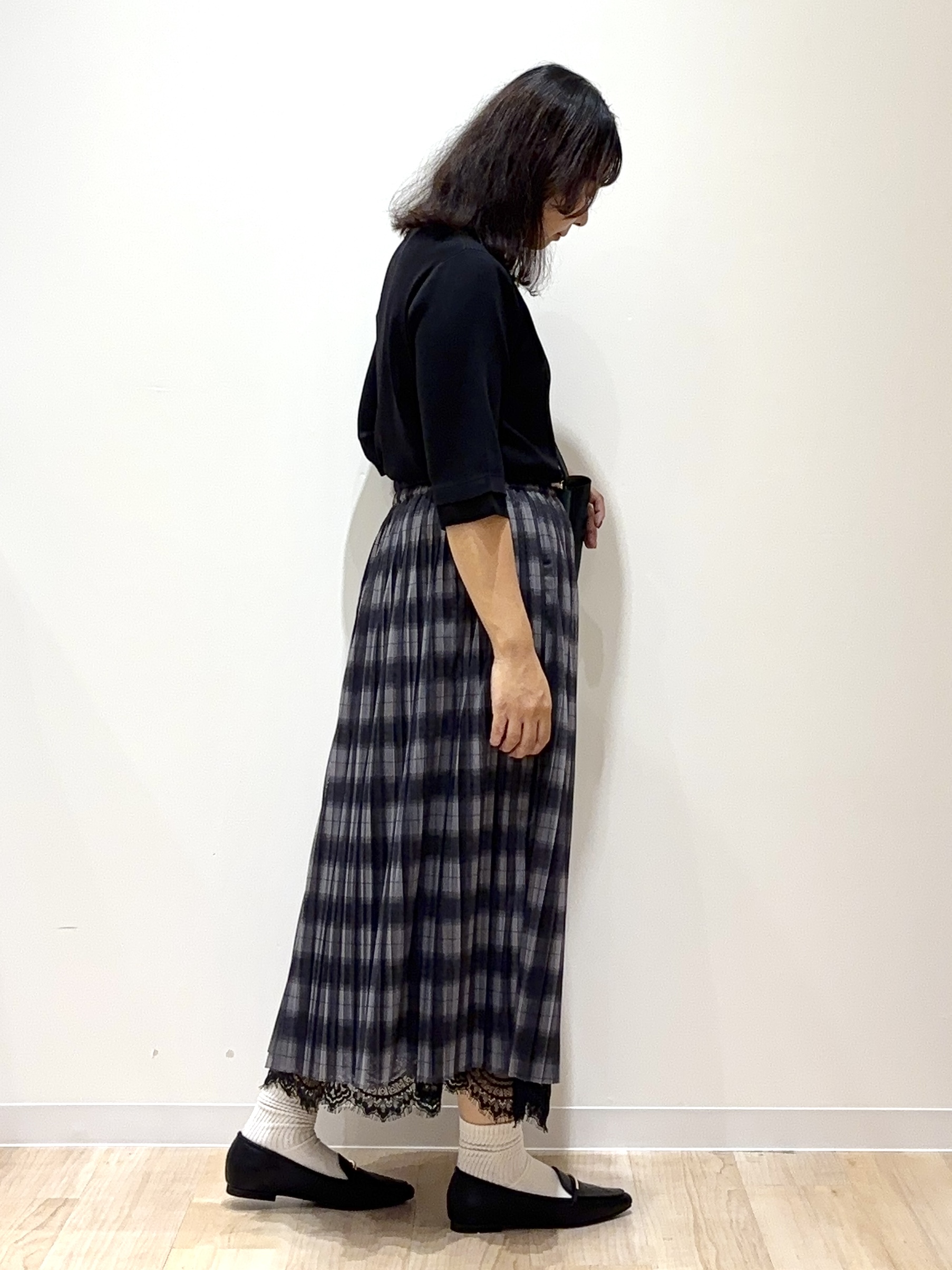 miraiさんの「grove｜【人気シリーズに新型登場】袖口シアーやわらかドライタッチニット」を使ったコーディネート